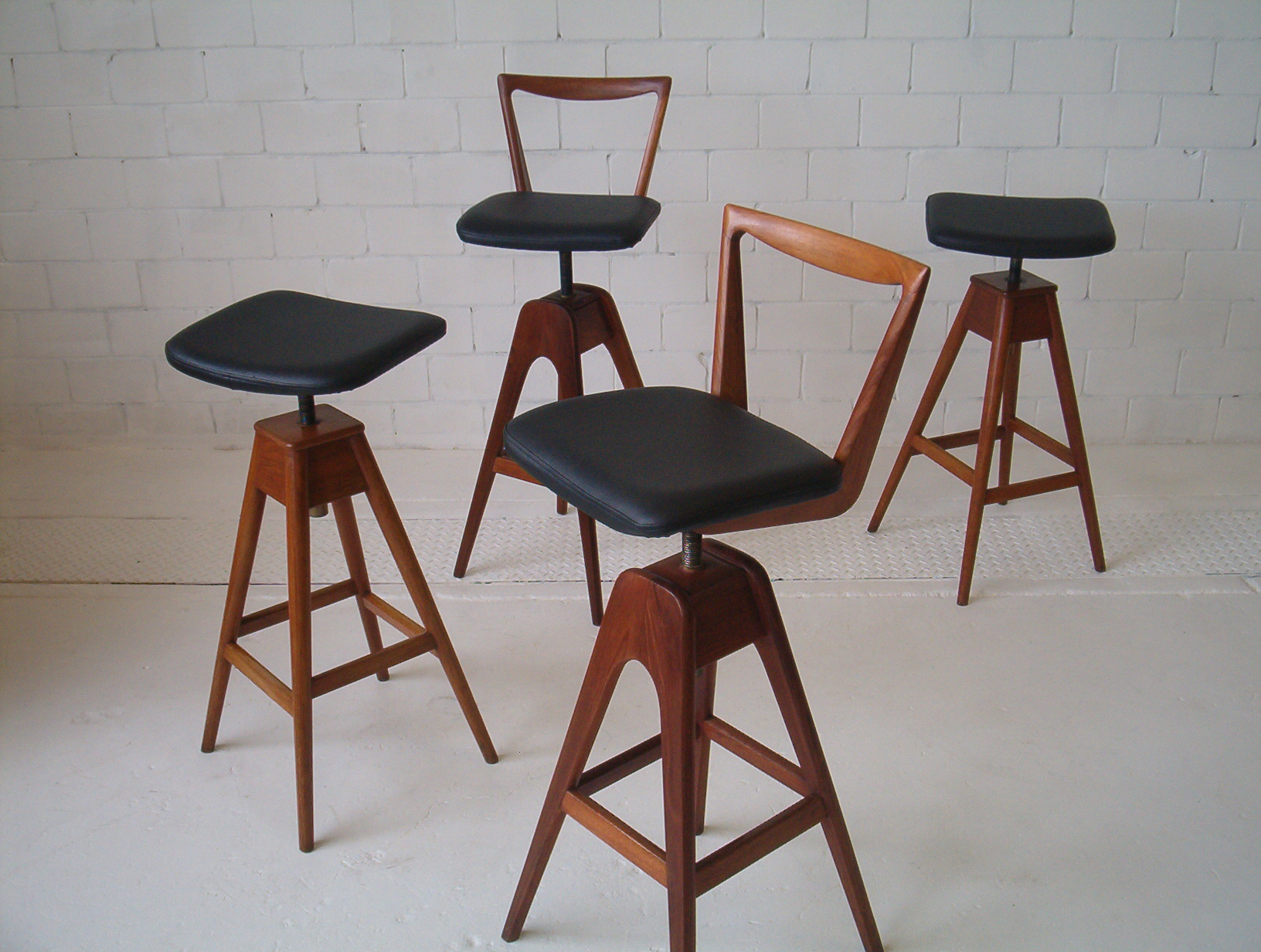 Th brown stools for sale deals