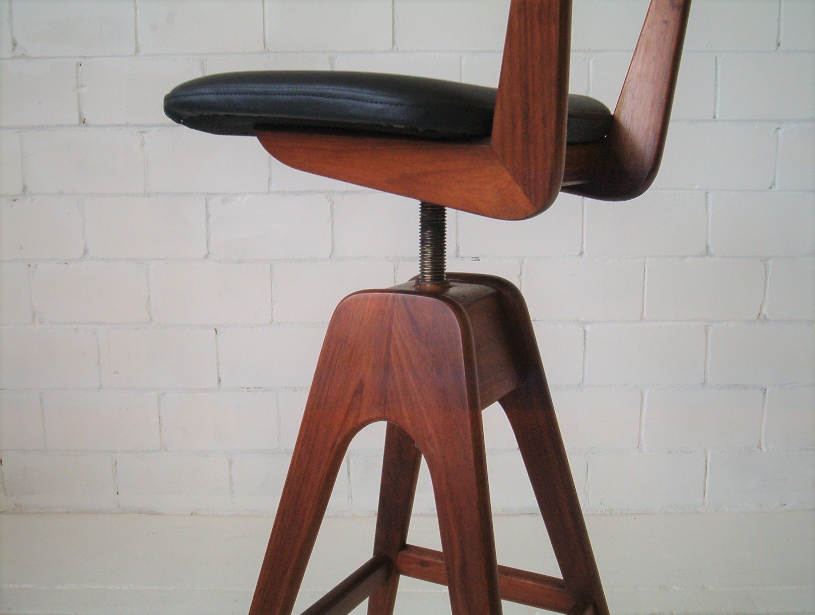 TH Brown Barstools 043