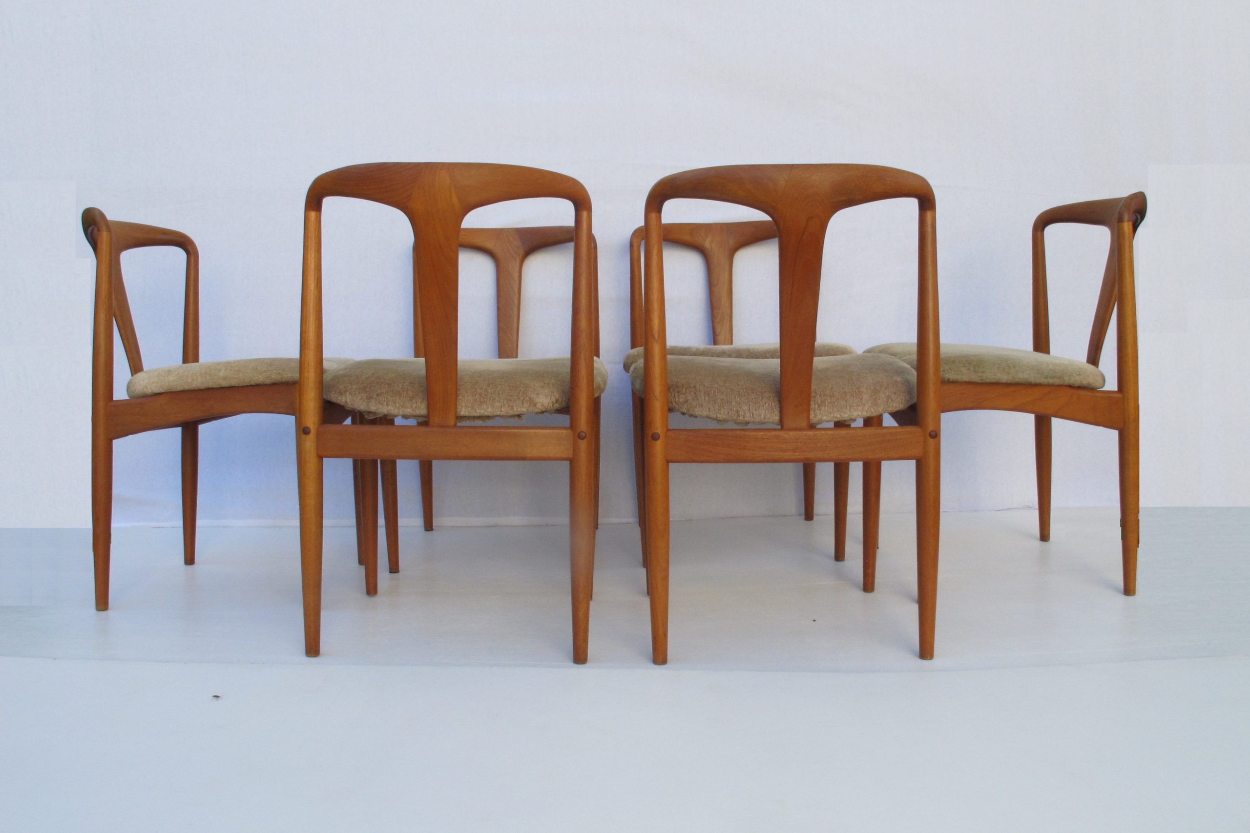 Johannes andersen dining chairs deals