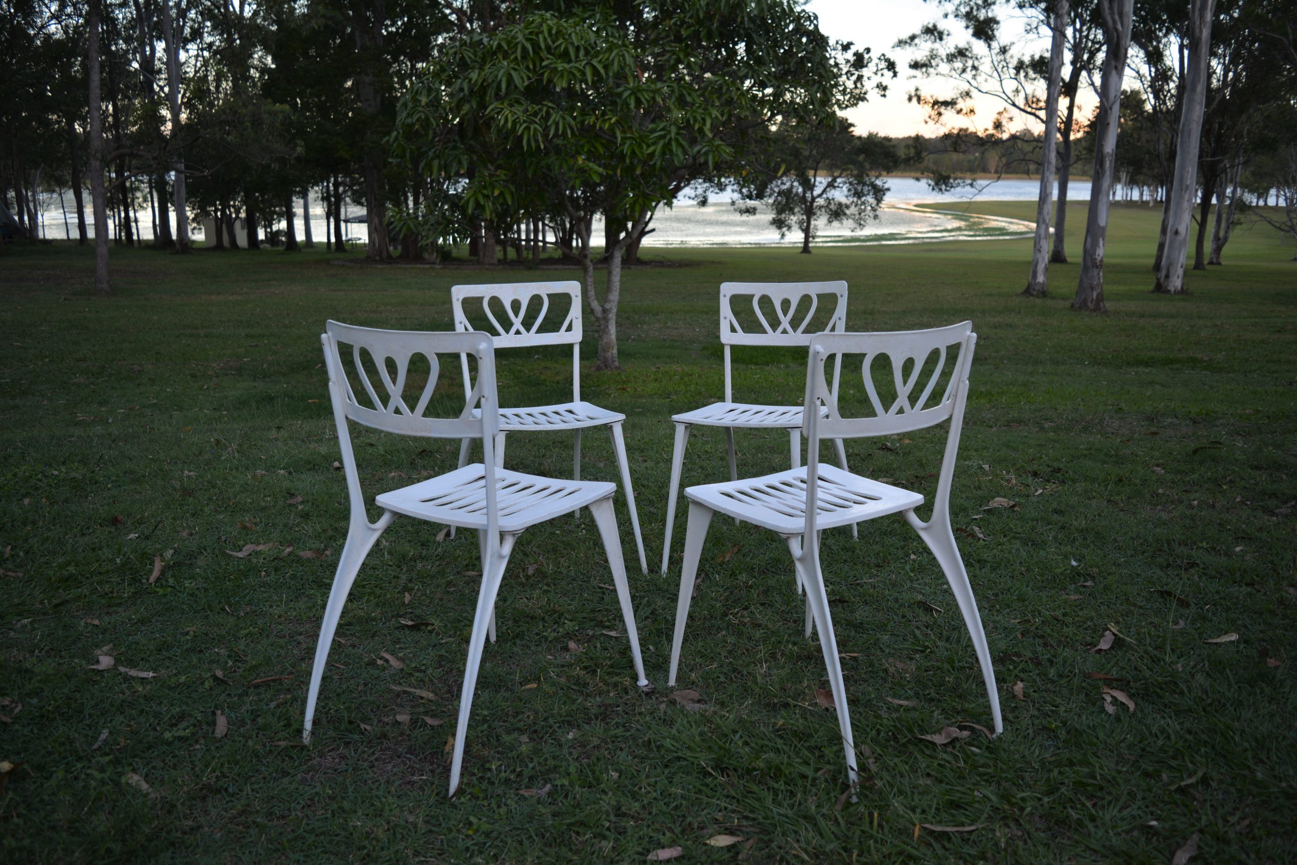 Flexalum-outdoor-chairs-designer-cast-aluminium-patio-suite-4