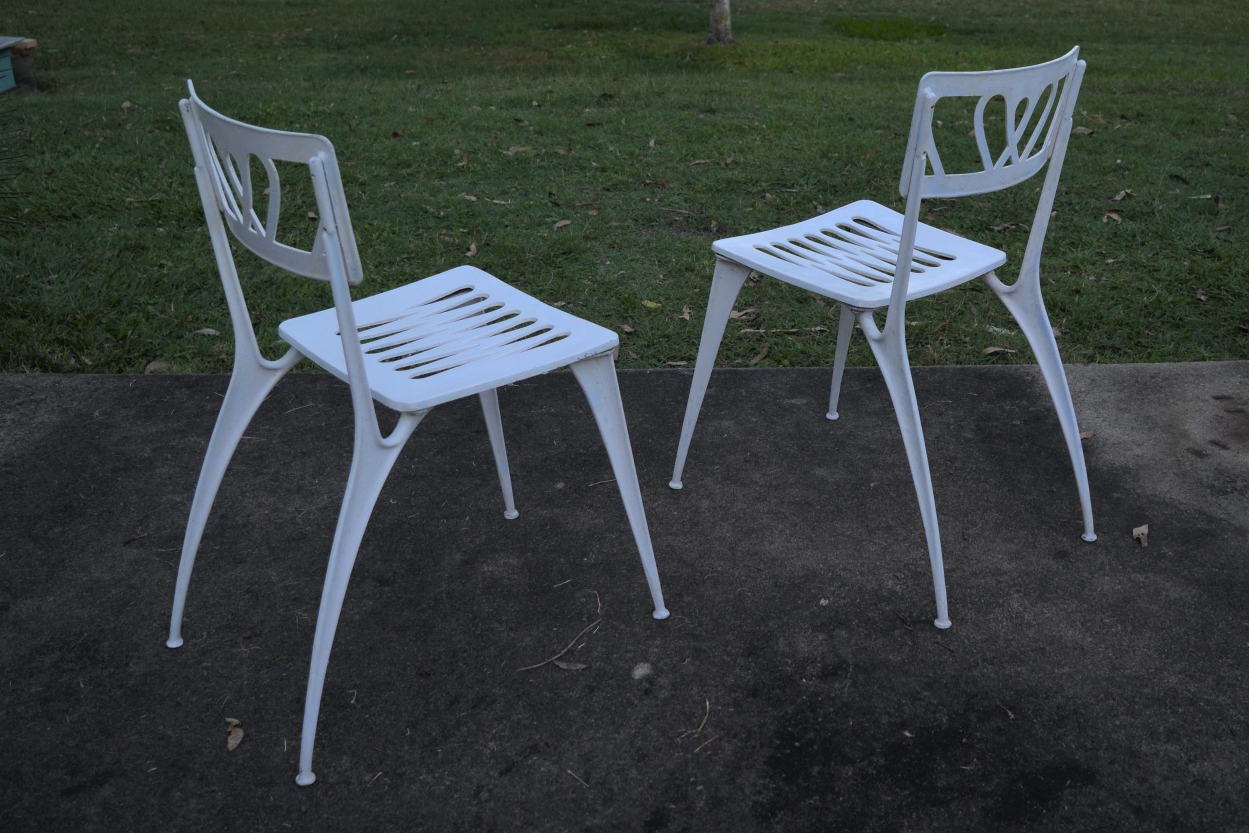 Flexalum-outdoor-chairs-designer-cast-aluminium-patio-suite-5
