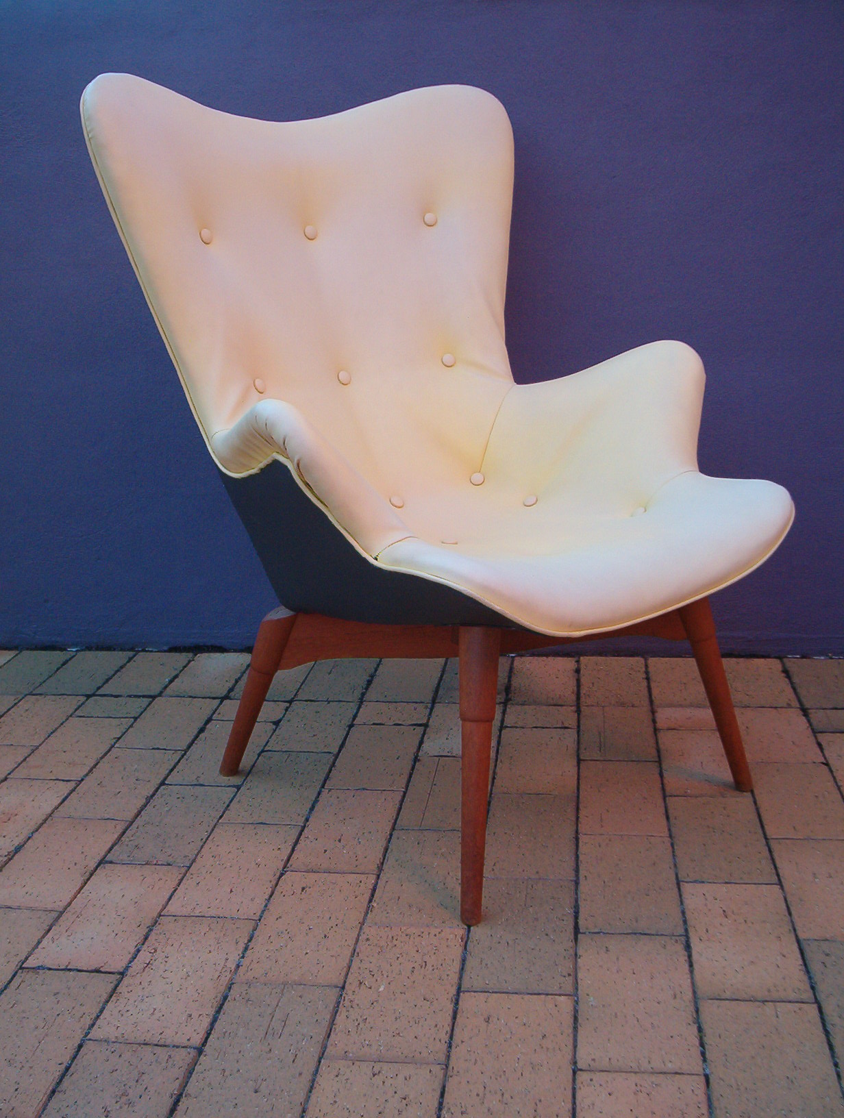 Grant-Featherston-R160-Contour-Chair-Authentic-Vintage-Retro-3
