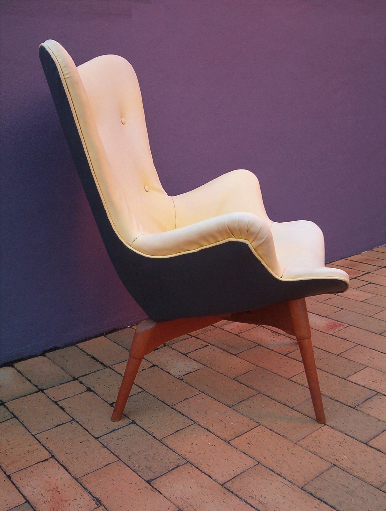 Grant-Featherston-R160-Contour-Chair-Authentic-Vintage-Retro-4 (2)