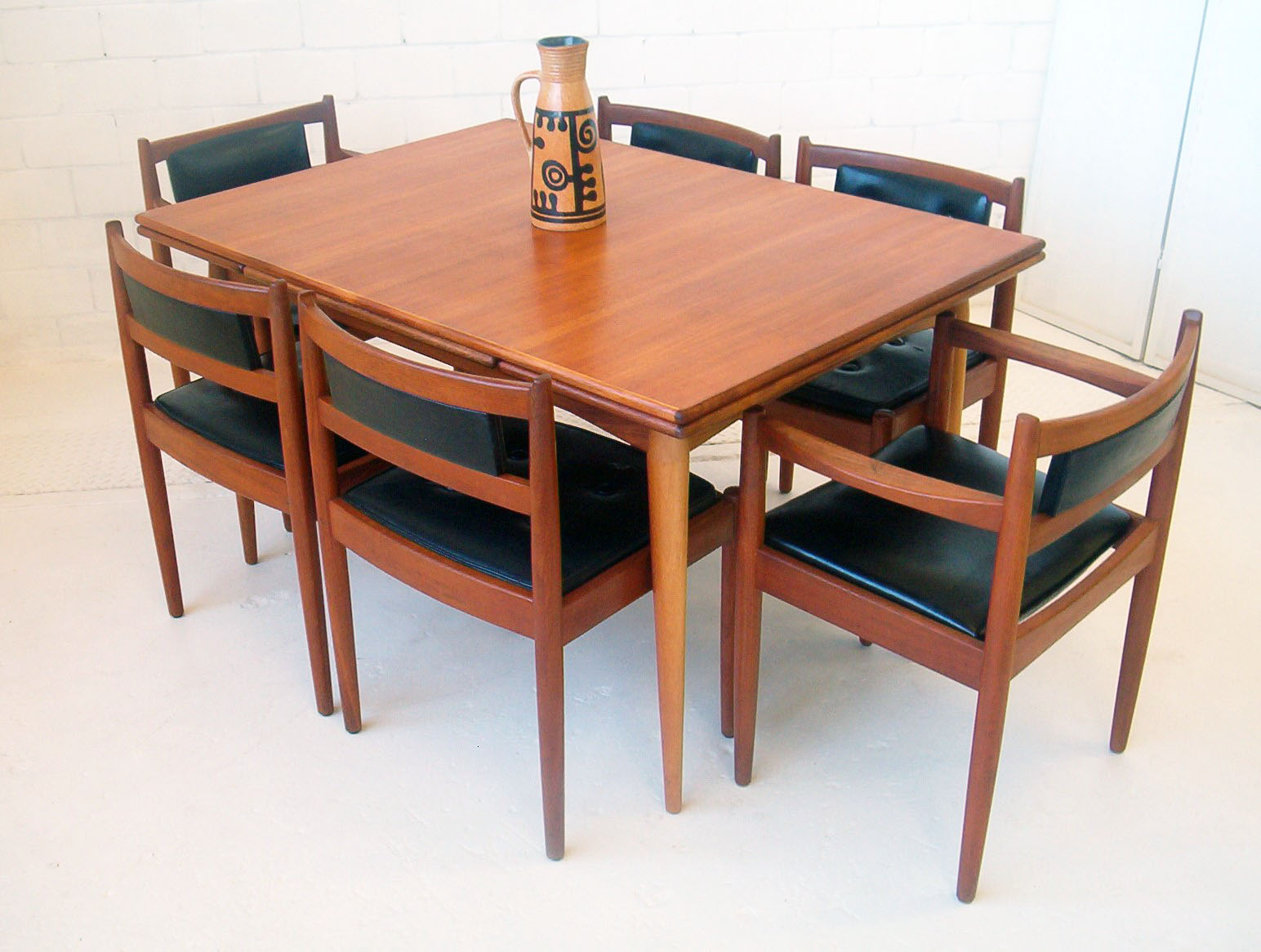 Chiswell dining table and chairs deals