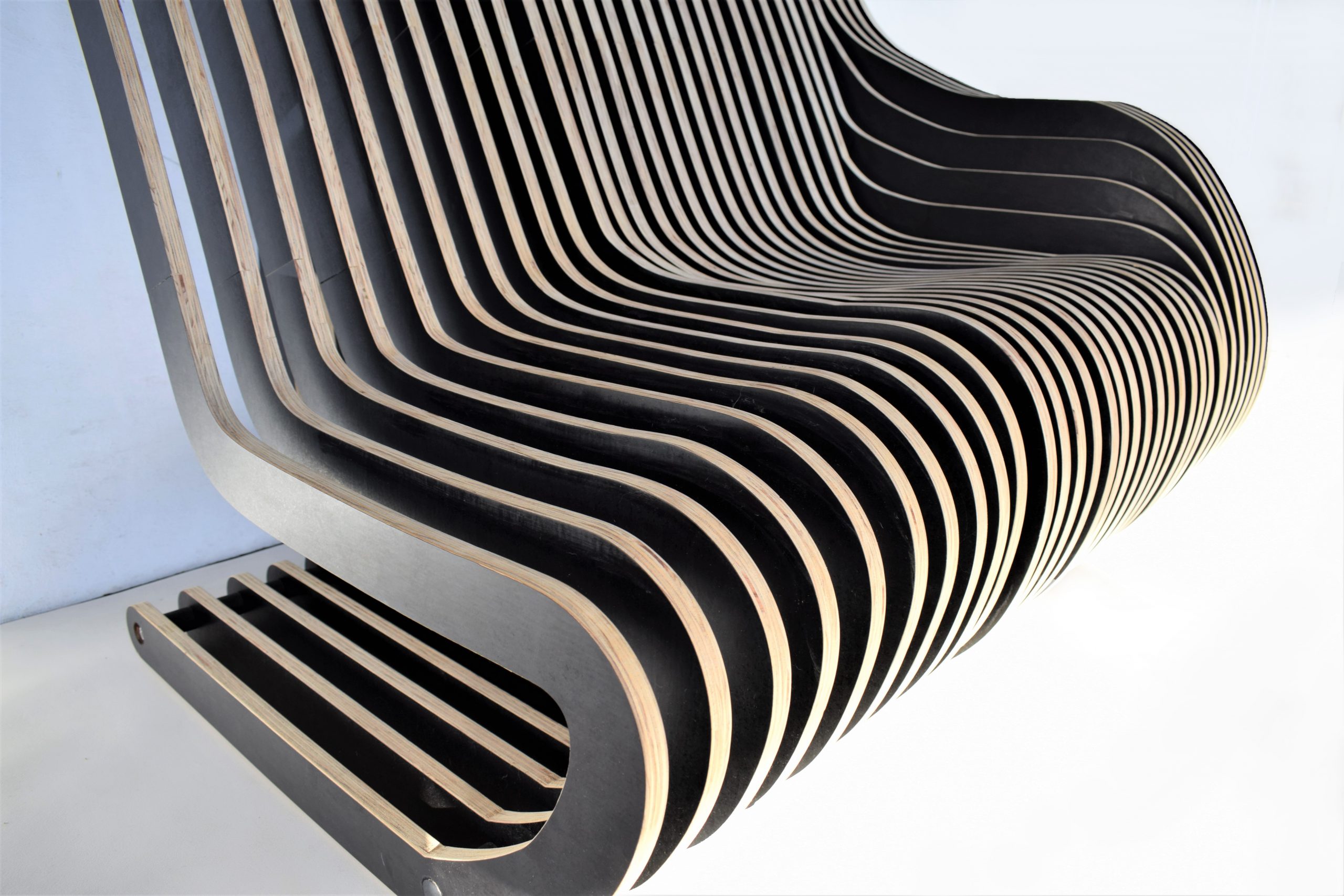 architecturally-designed-sofa-designer-lounge-couch-b-e-b-italia-artifort-pierre-paulin-era (6)