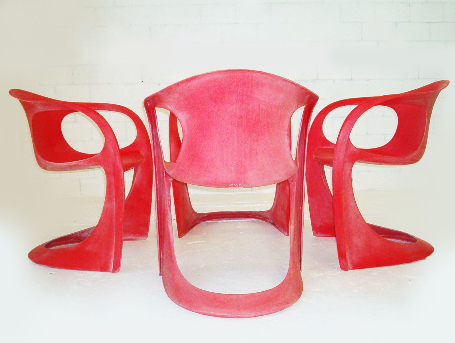 casala-stackable-chairs-outdoor-designer-furniture-kartell-panton-era-vintage-retro-outdoor
