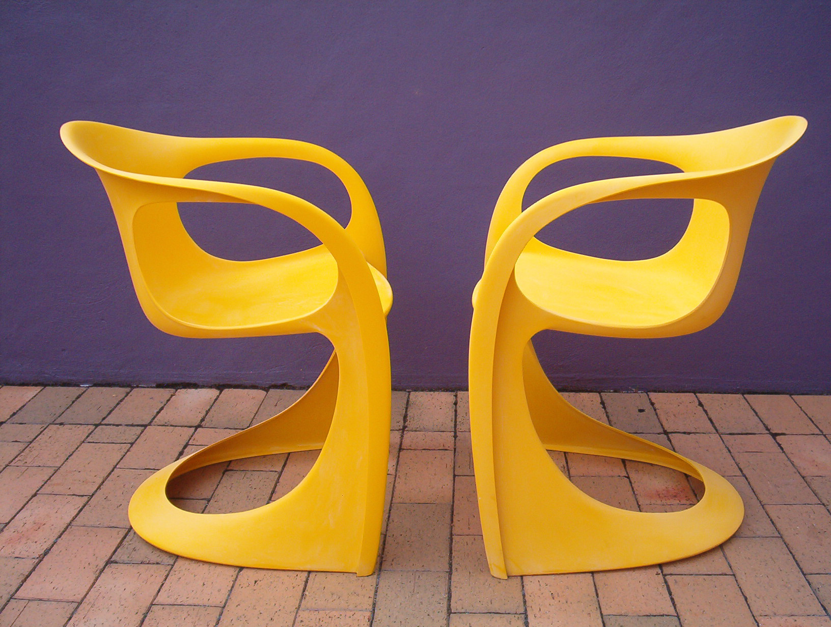 casala-chairs-yellow-vintage-retro-australian-furniture-1970s-designer-outdoor (4)