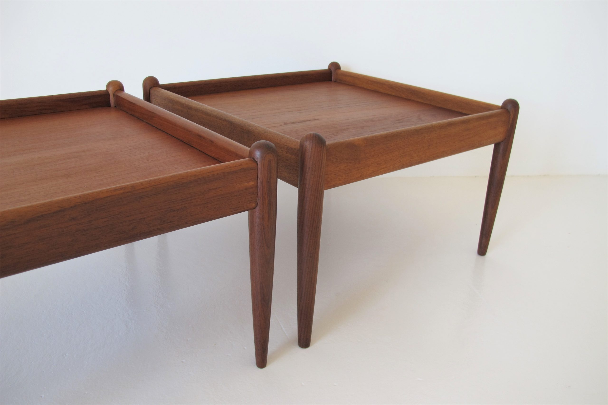 pair-parker-footstools-ottomans-side-tables-furniture-teak-danish-fler-era-finn-juhl-vintage-retro (3)