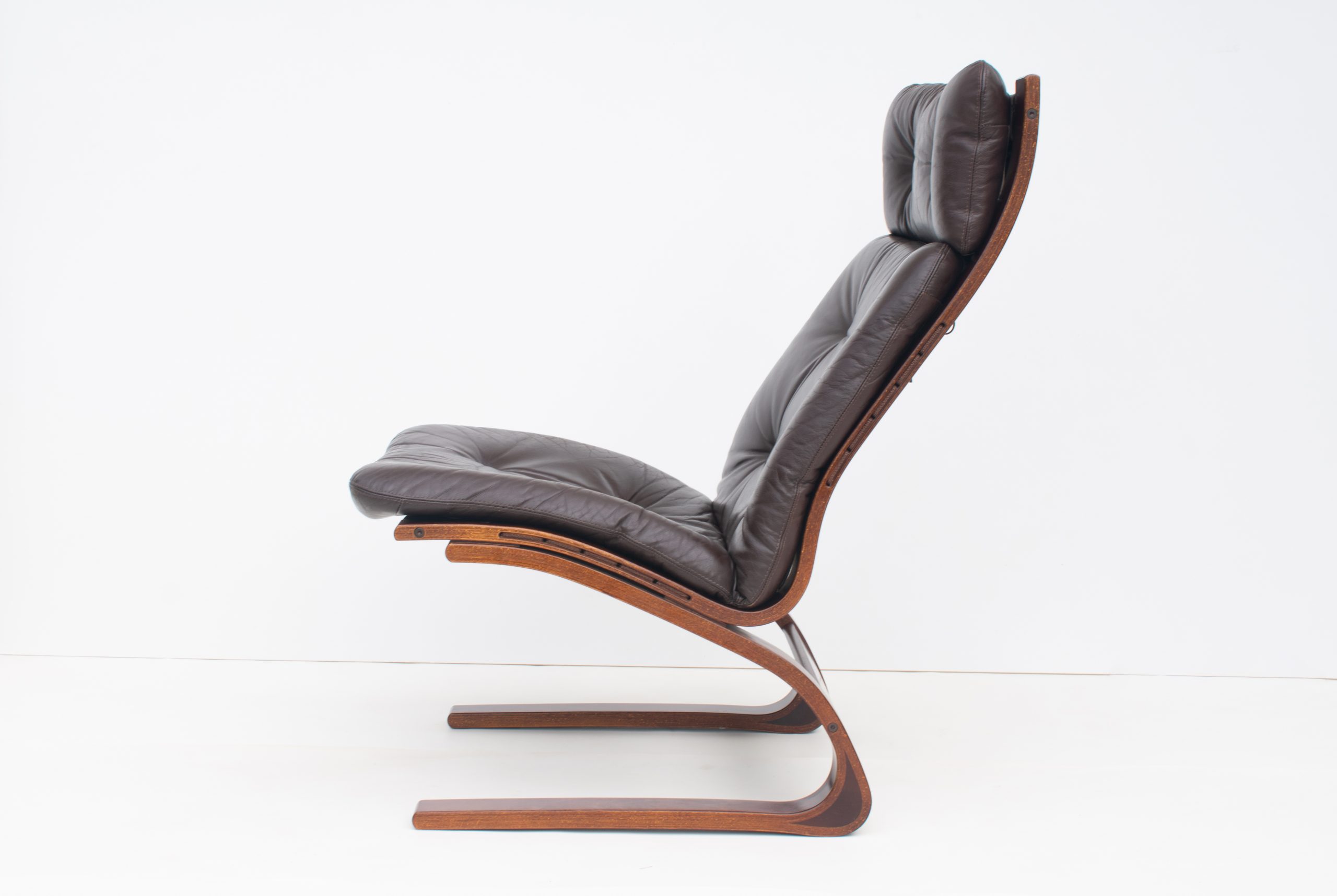 rybo-rykken-norway-norwegian-leather-chair-westofa-siesta-falcon-chair-era-vintage-retro-lounge-danish-era (18)