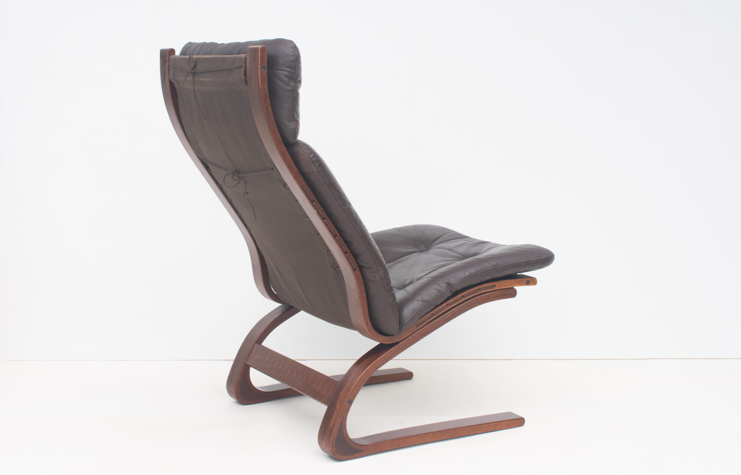 rybo-rykken-norway-norwegian-leather-chair-westofa-siesta-falcon-chair-era-vintage-retro-lounge-danish-era (4)