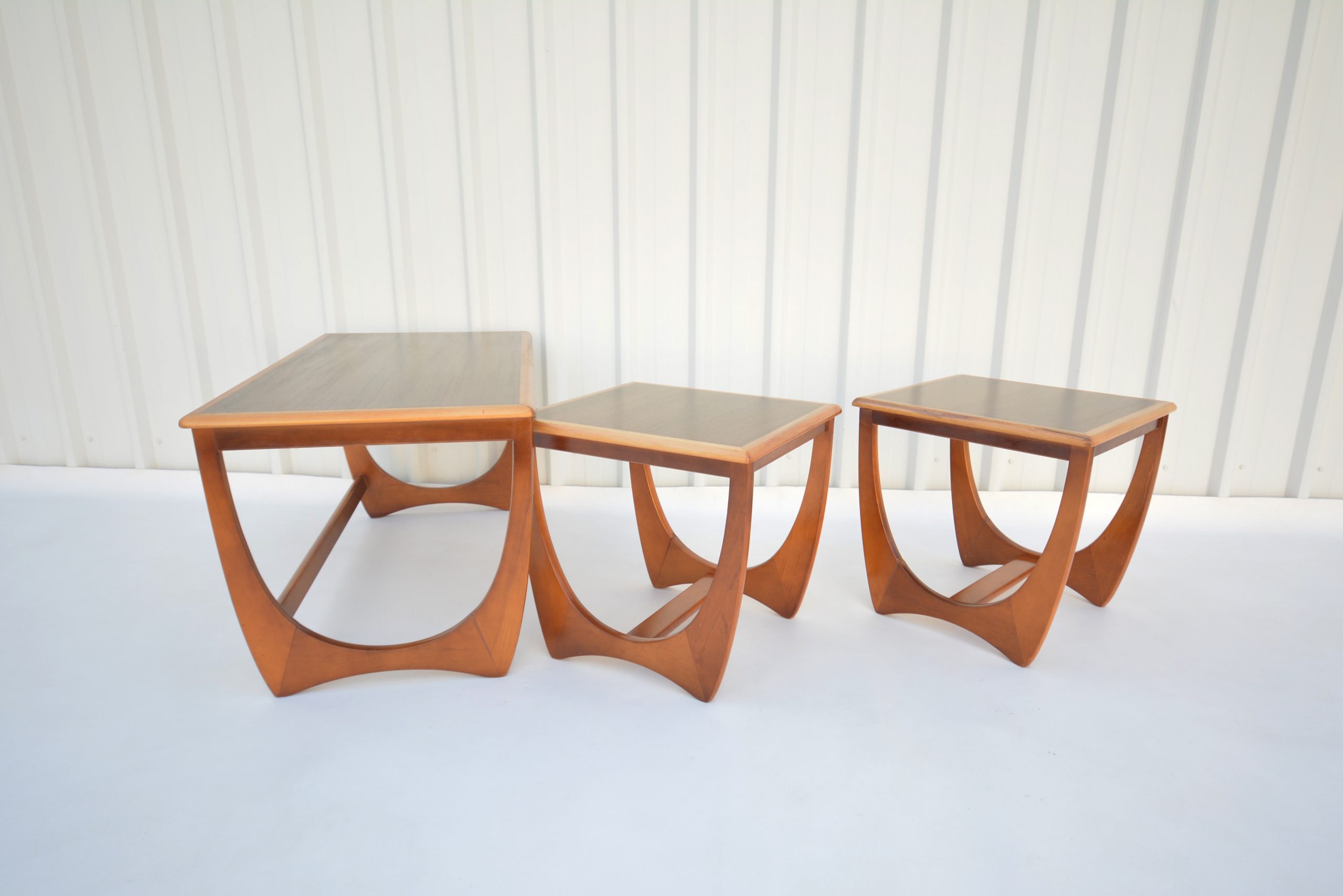 kalmar-coffee-table-nest-of-tables-parker-tessa-danish-era (4)