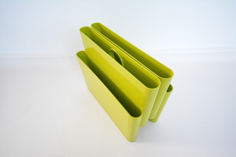 S Vintage Kartell Magazine Rack. Italian Furniture, B & B Italia, era