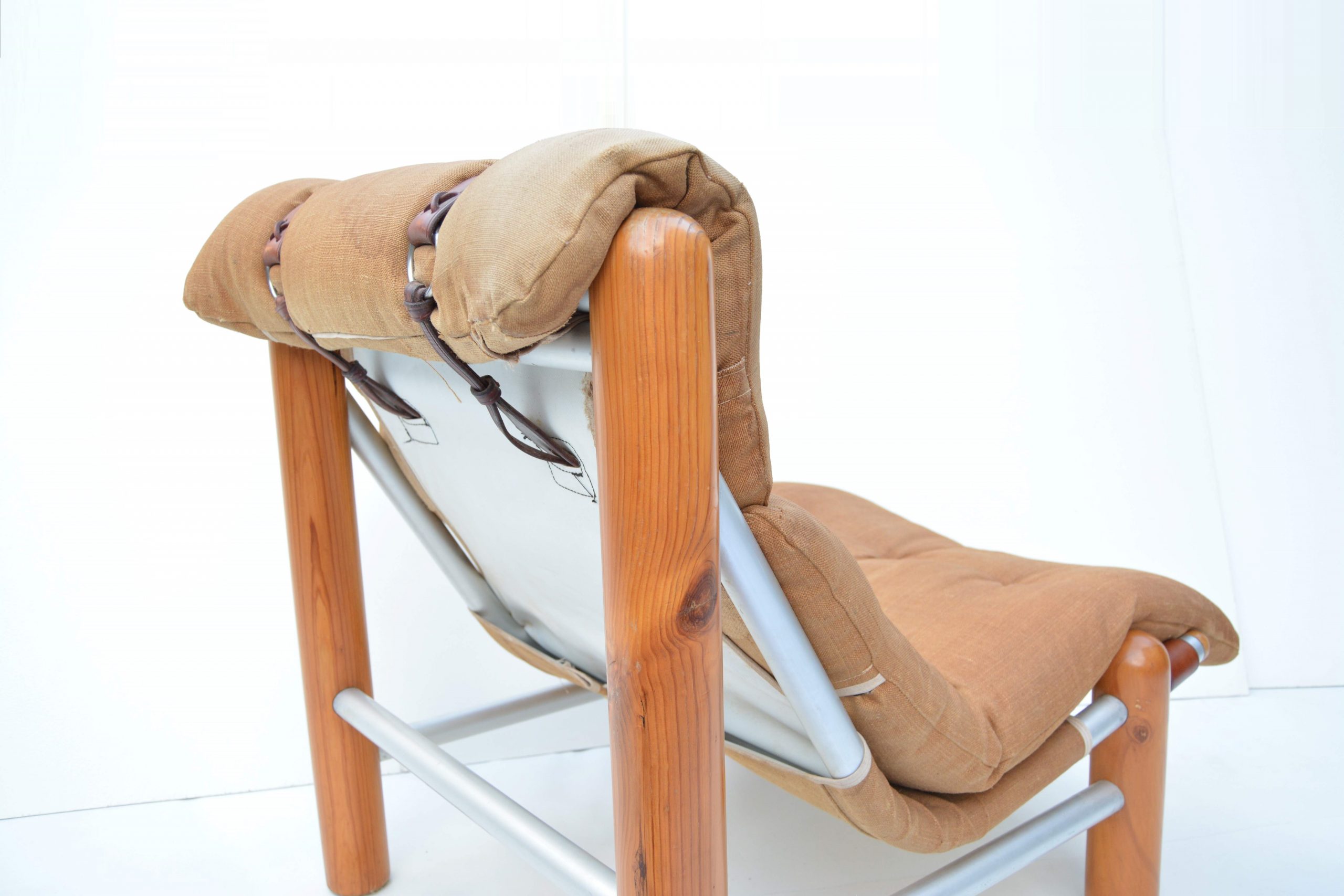 pair-robert-dunlop-vintage-designer-chairs-australian-1970's-parker-tessa-era-furniture-armchairs (12)