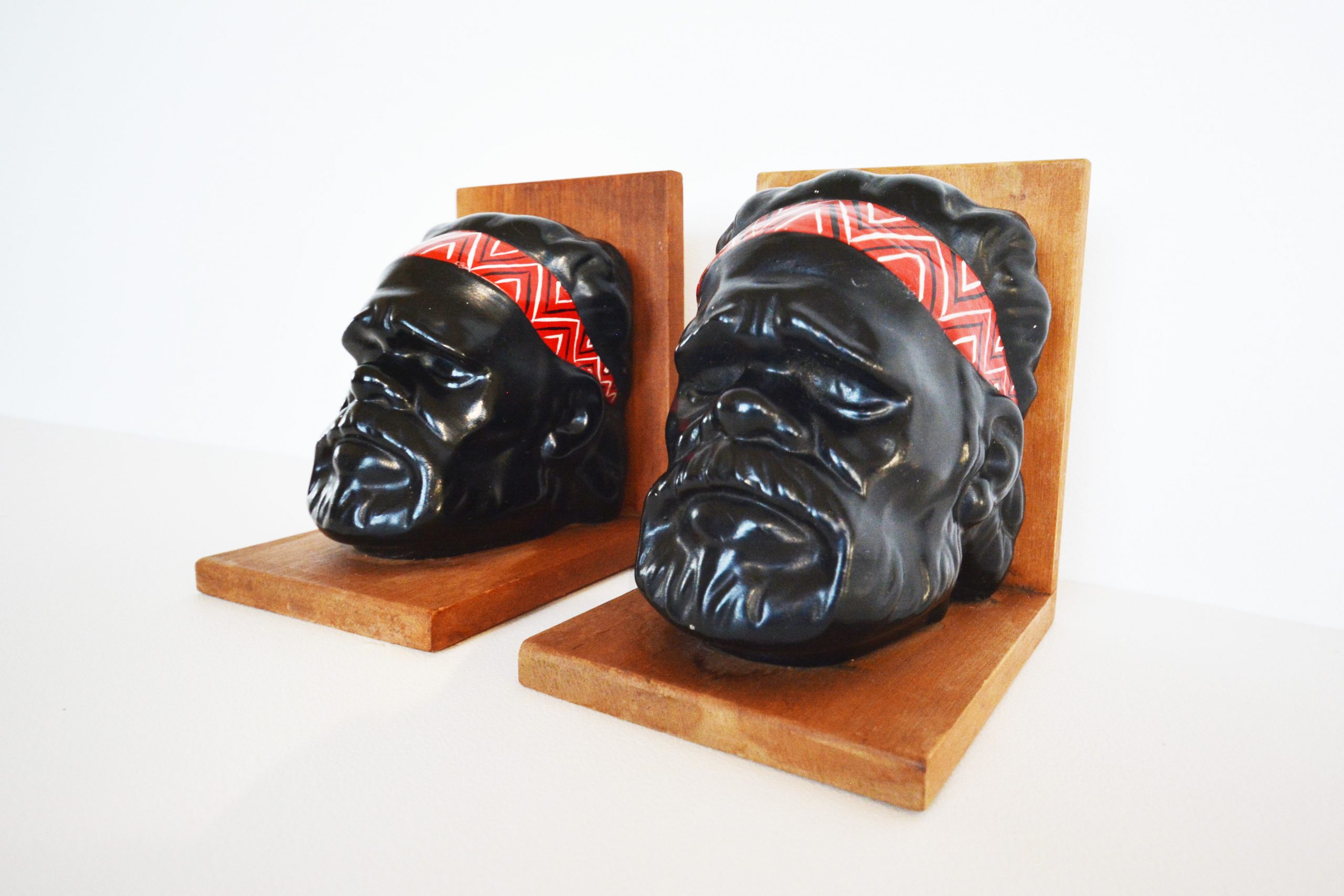 george-barsony-aboriginal-head-bookends-elder-wisdom-barsony-ceramics-pottery-retro-kitsch-vintage-art