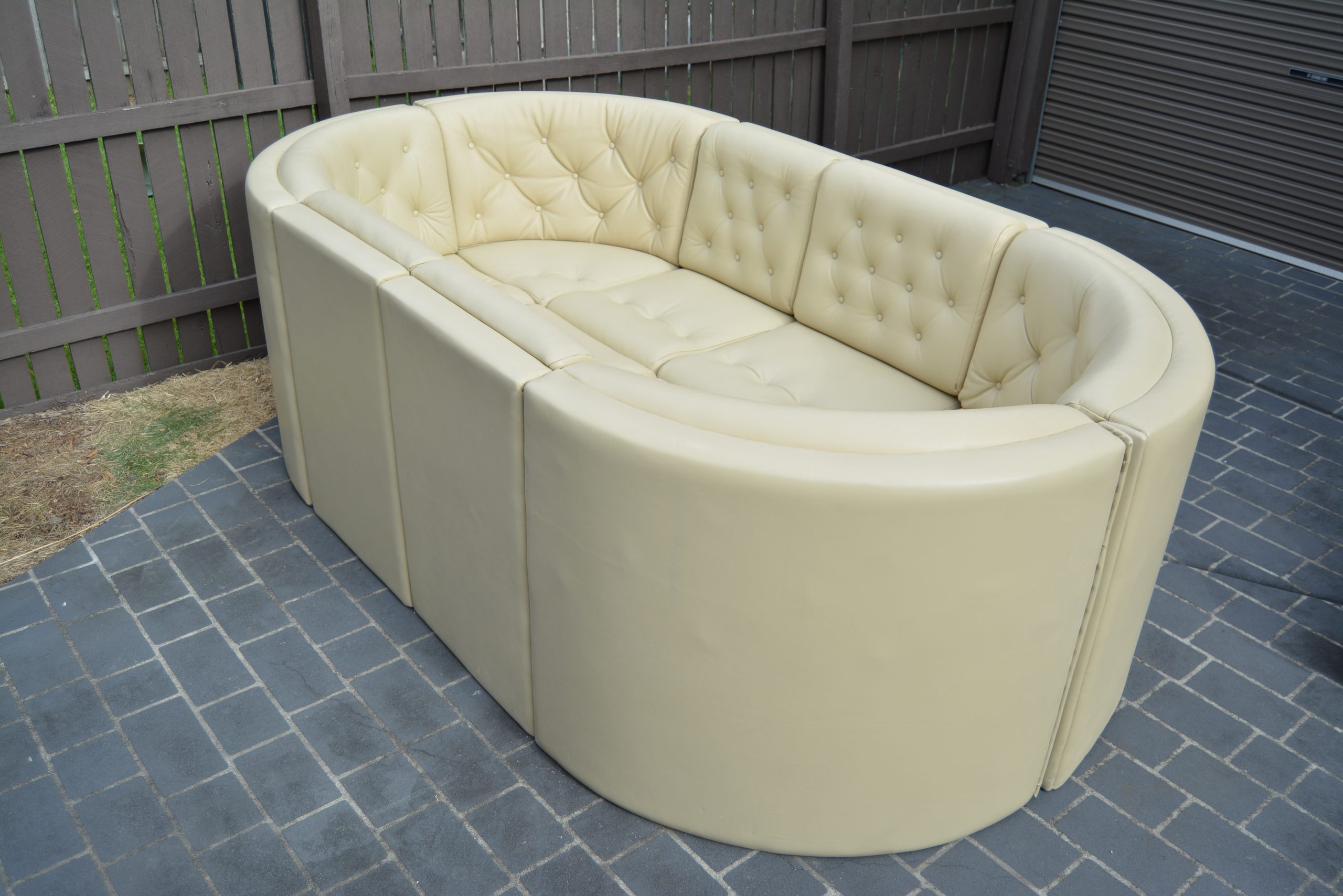 modular-danish-leather-lounge-suite-featherston-numero-IV-era-vintage-1960's-retro (19)