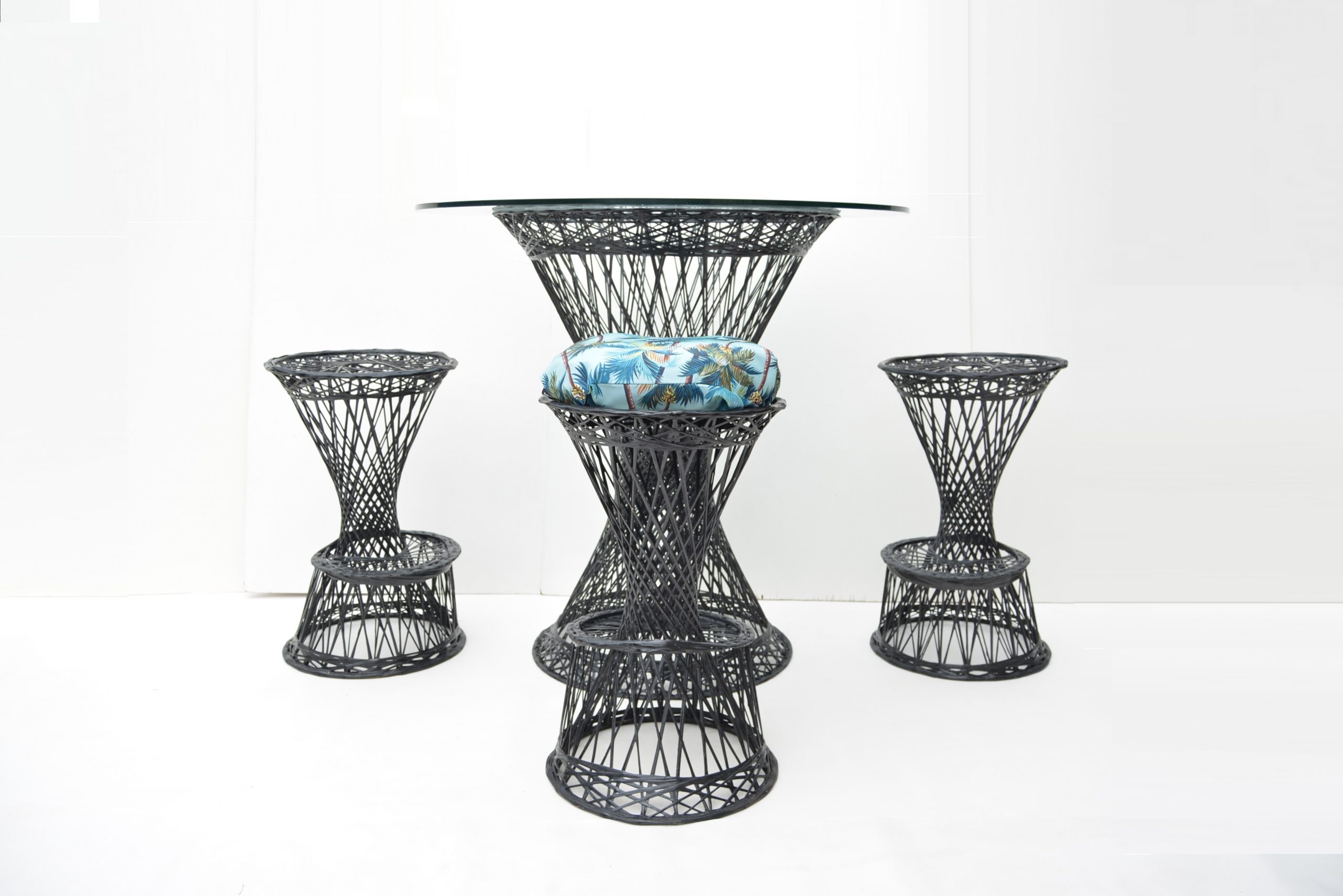 spun-fibreglass-bar-dining-suite-bar-stools-russell-woodard-designer-outdoor-vintage-furniture-chairs-table
