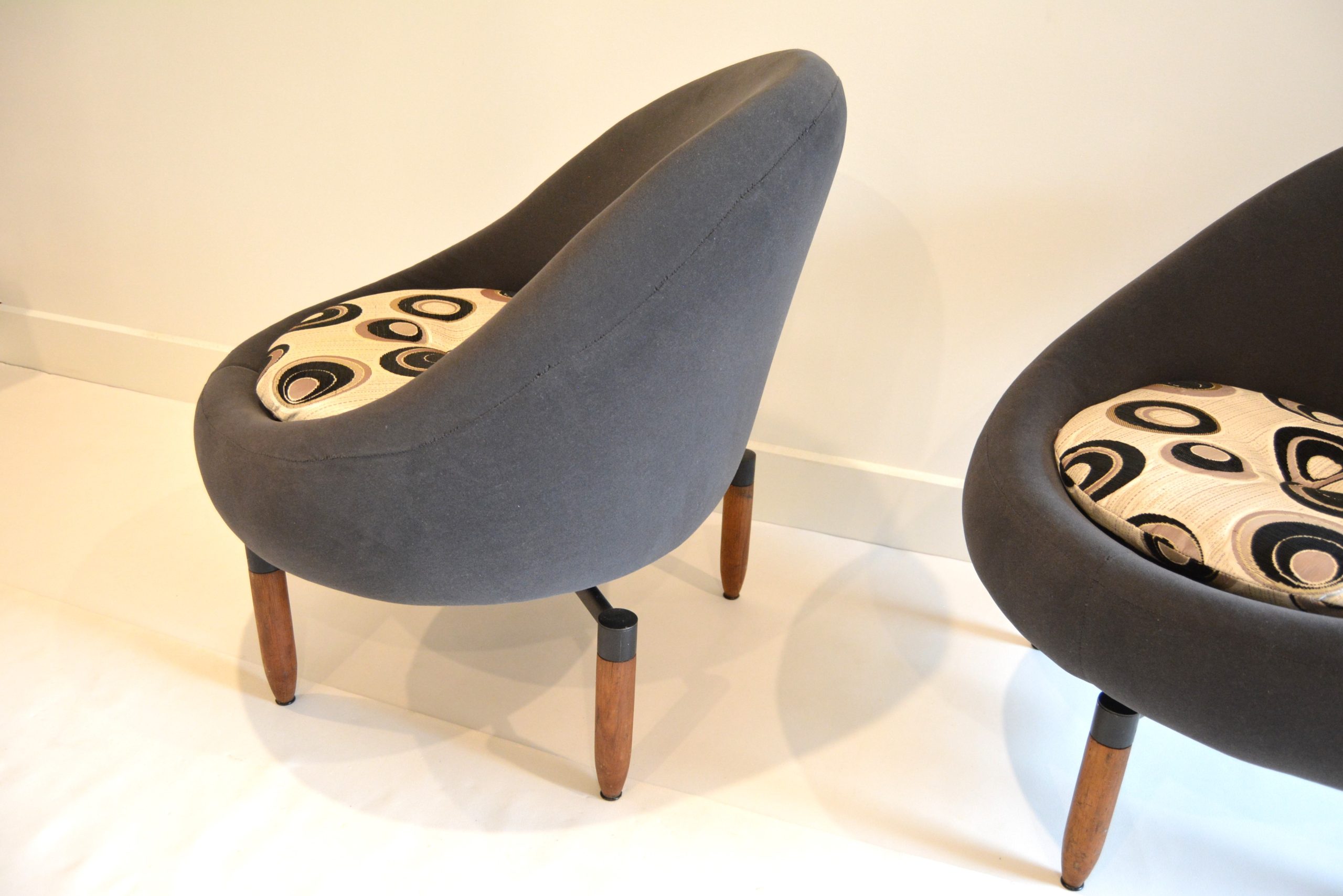 2-swivel-chairs-isobel-gerard-doube-vintage-1950s-lounge-suite-pierre-paulin-retro-designer-furniture (7)