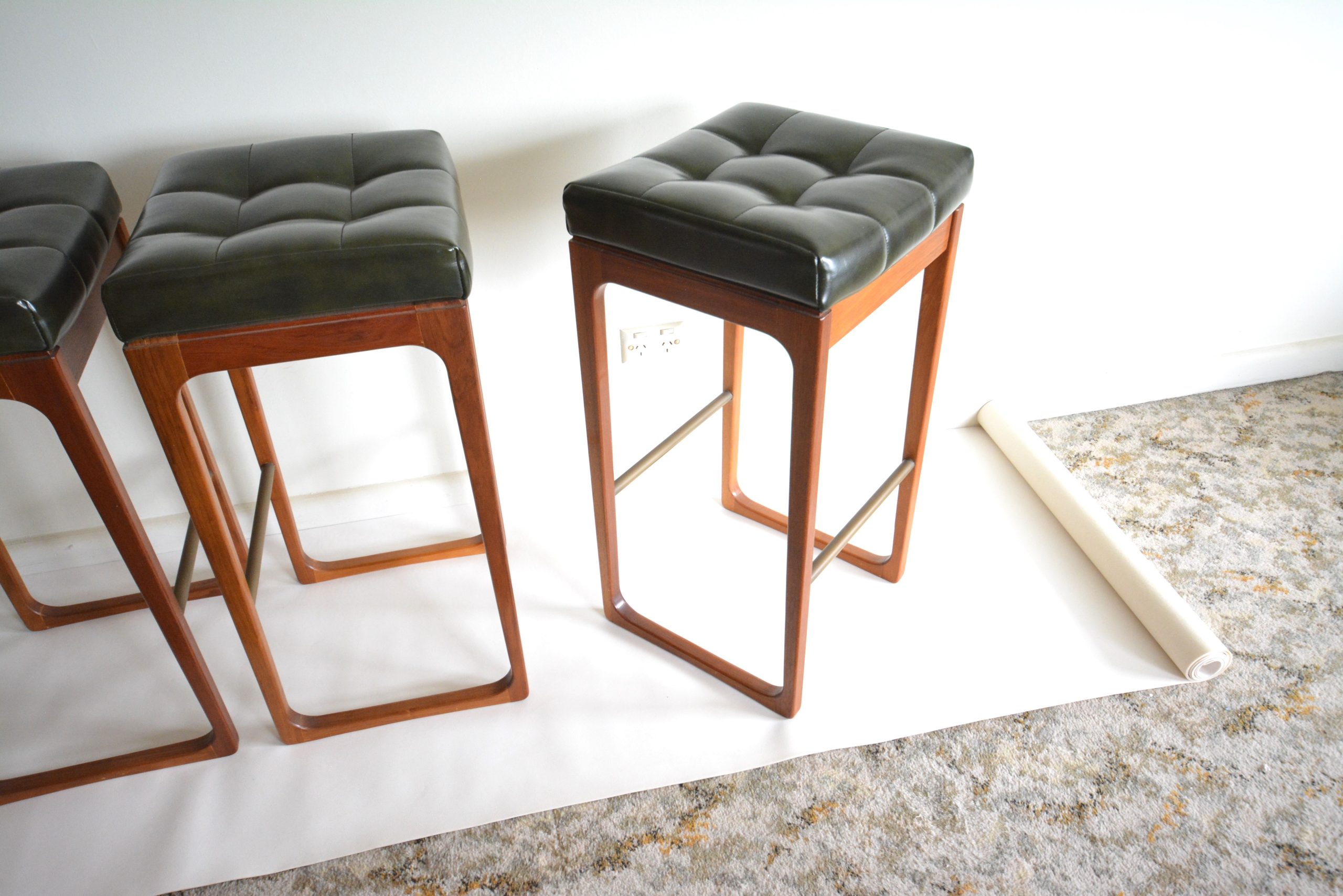 4-module-stools-vintage-danish-parker-era-barstools-bar-1970's-australian-furniture-chairs-melbourne (12)