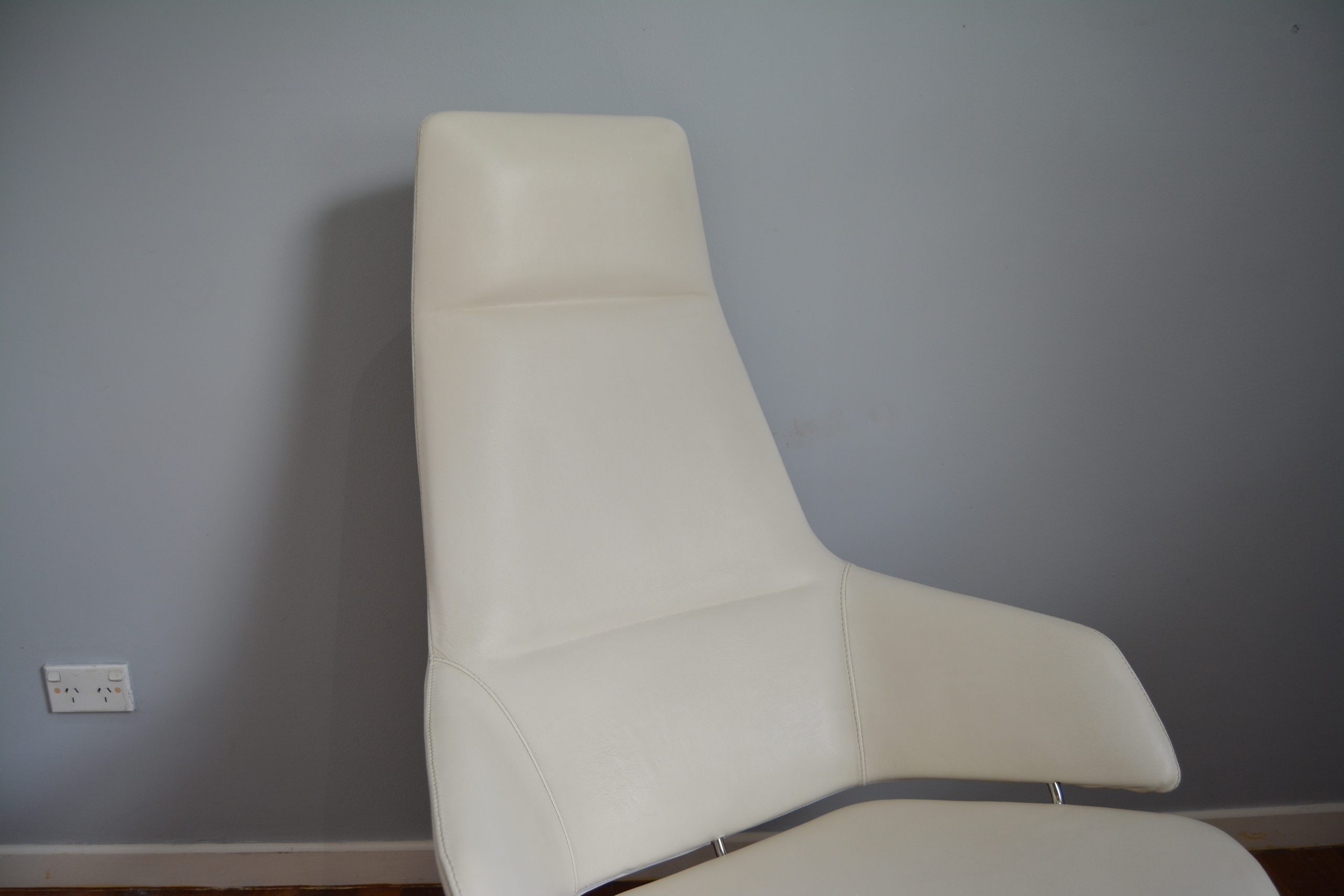 arper-italy-aston-4-ways-designer-swivel-chair-b-&-b-italia-era (7)