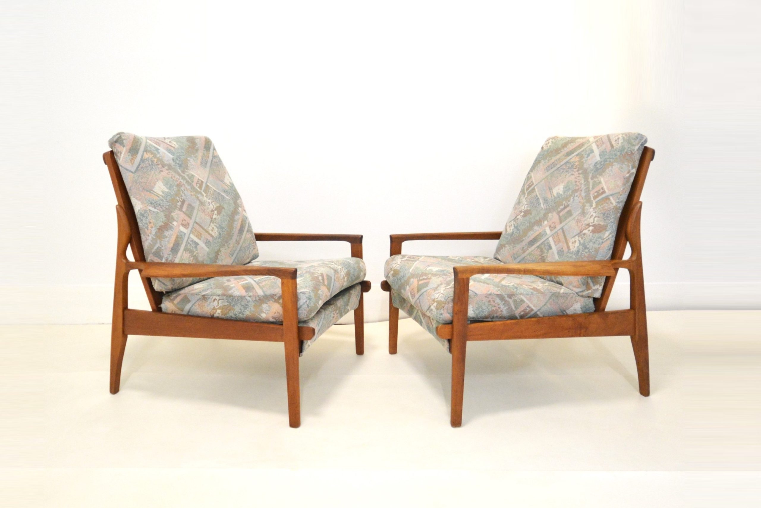 fler-narvik-chairs-pair-vintage-retro-parker-danish-era-chair-furniture (3)
