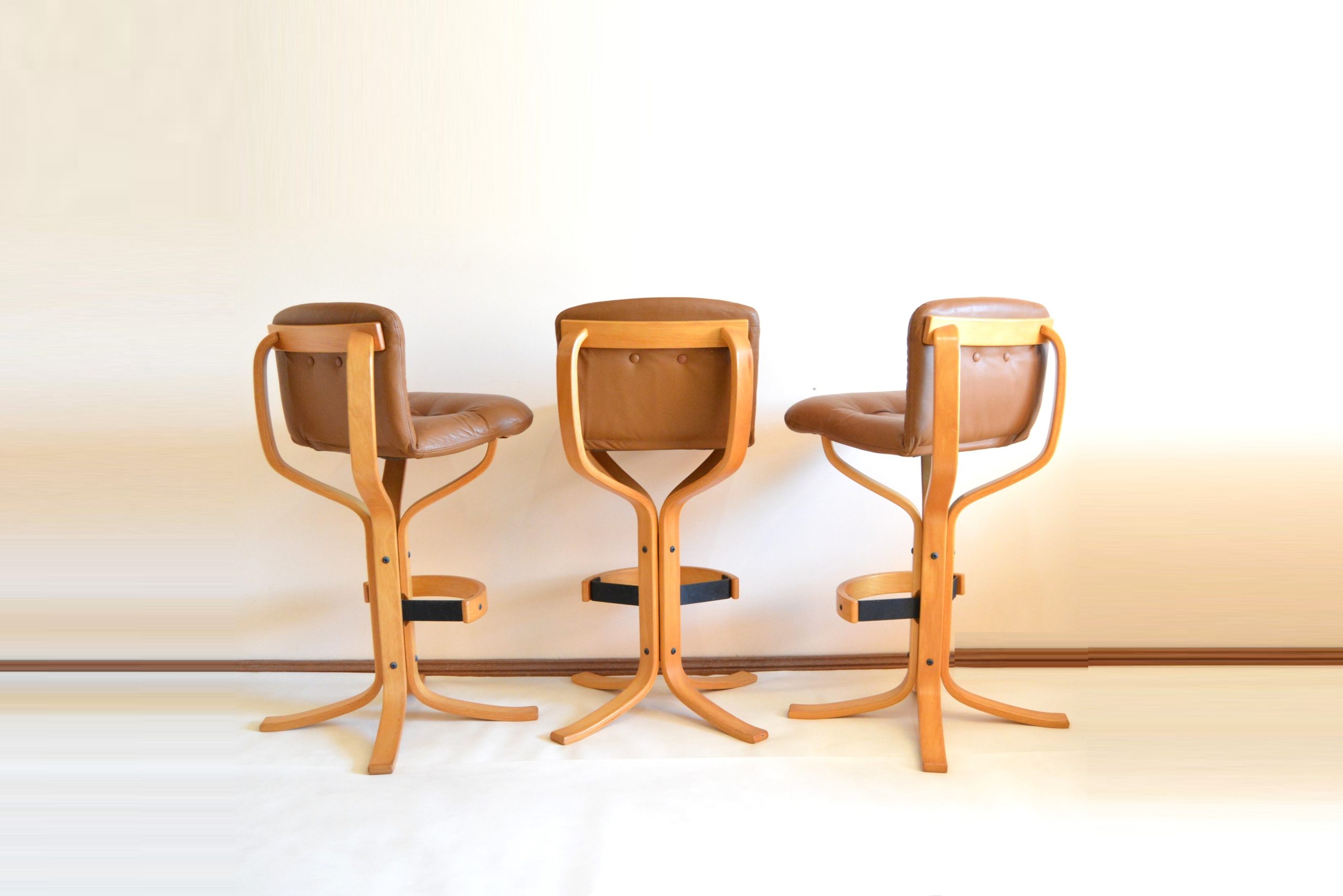 joe-rufenacht-tan-barstools-mid-century-vintage-retro-designer-chairs-furniture-danish-era (4)