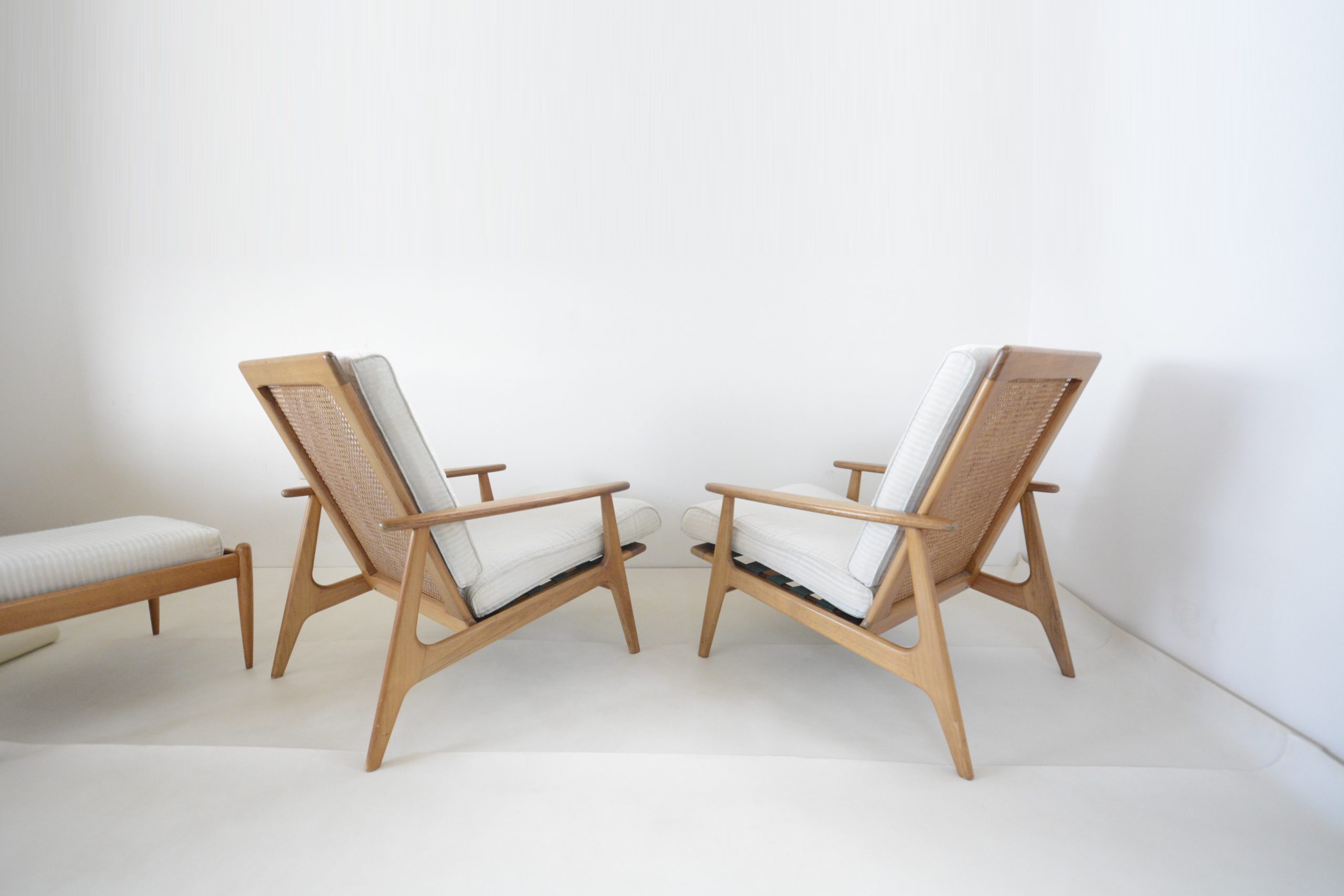 pair-parker-teak-armchairs-vintage-retro-chairs-fler-danish-era (2)