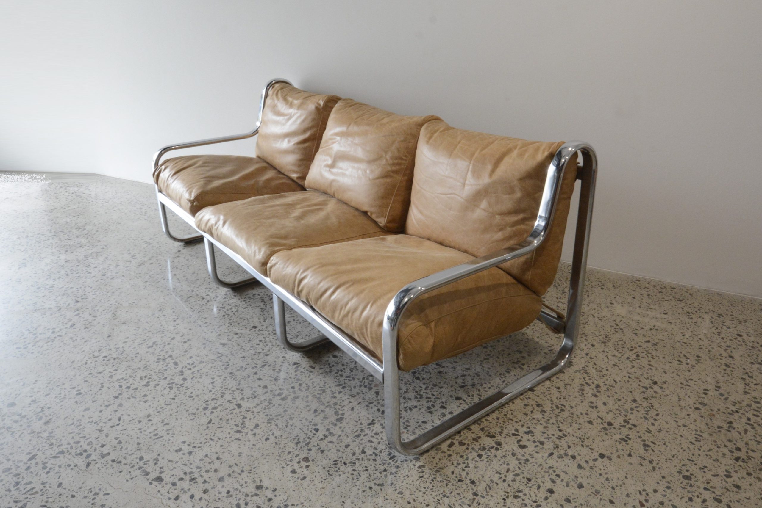 vintage-italian-designer-chrome-leather-lounge-suite-retro-b-b-italia-furniture-era (14)