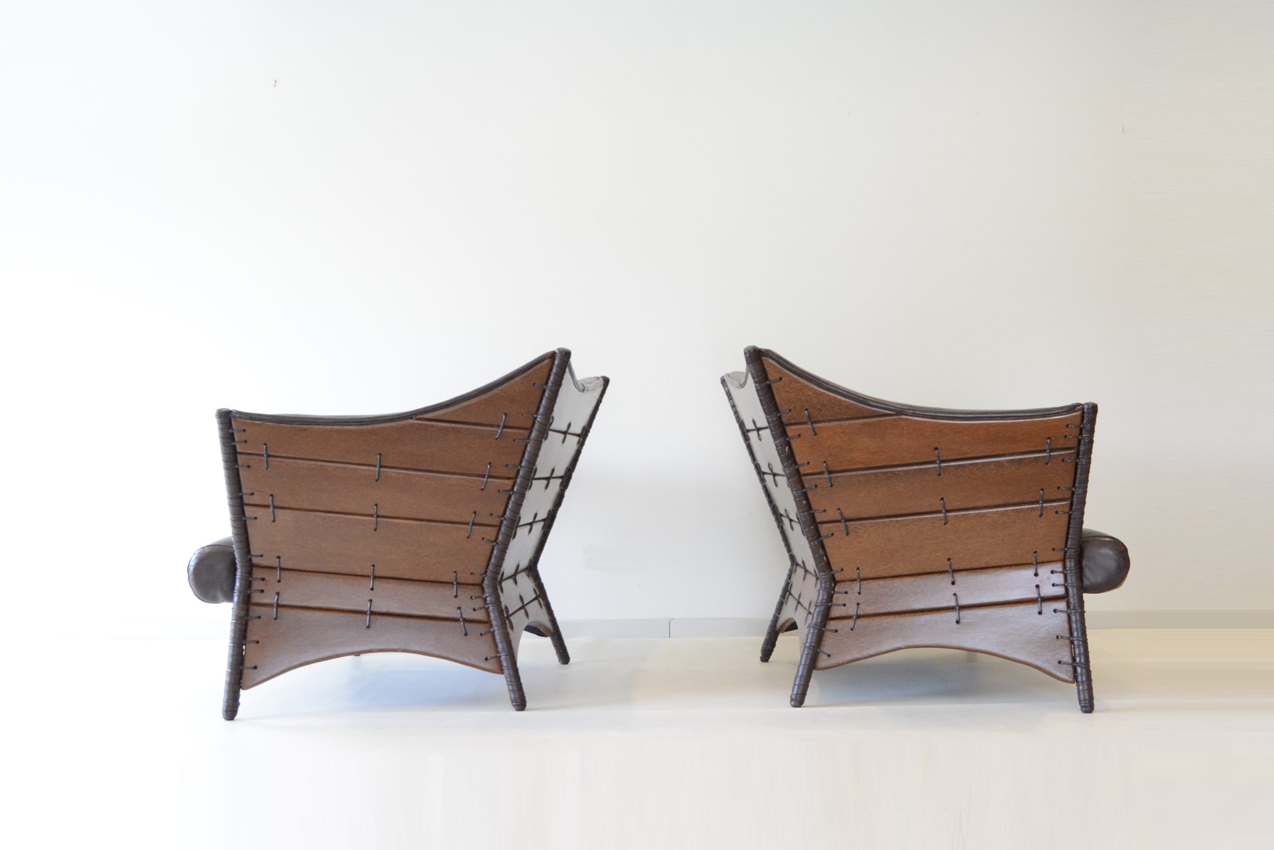 kiribati-pacific-green-designer-furniture-leather-lounge-suite-b-b-italia-era (1)