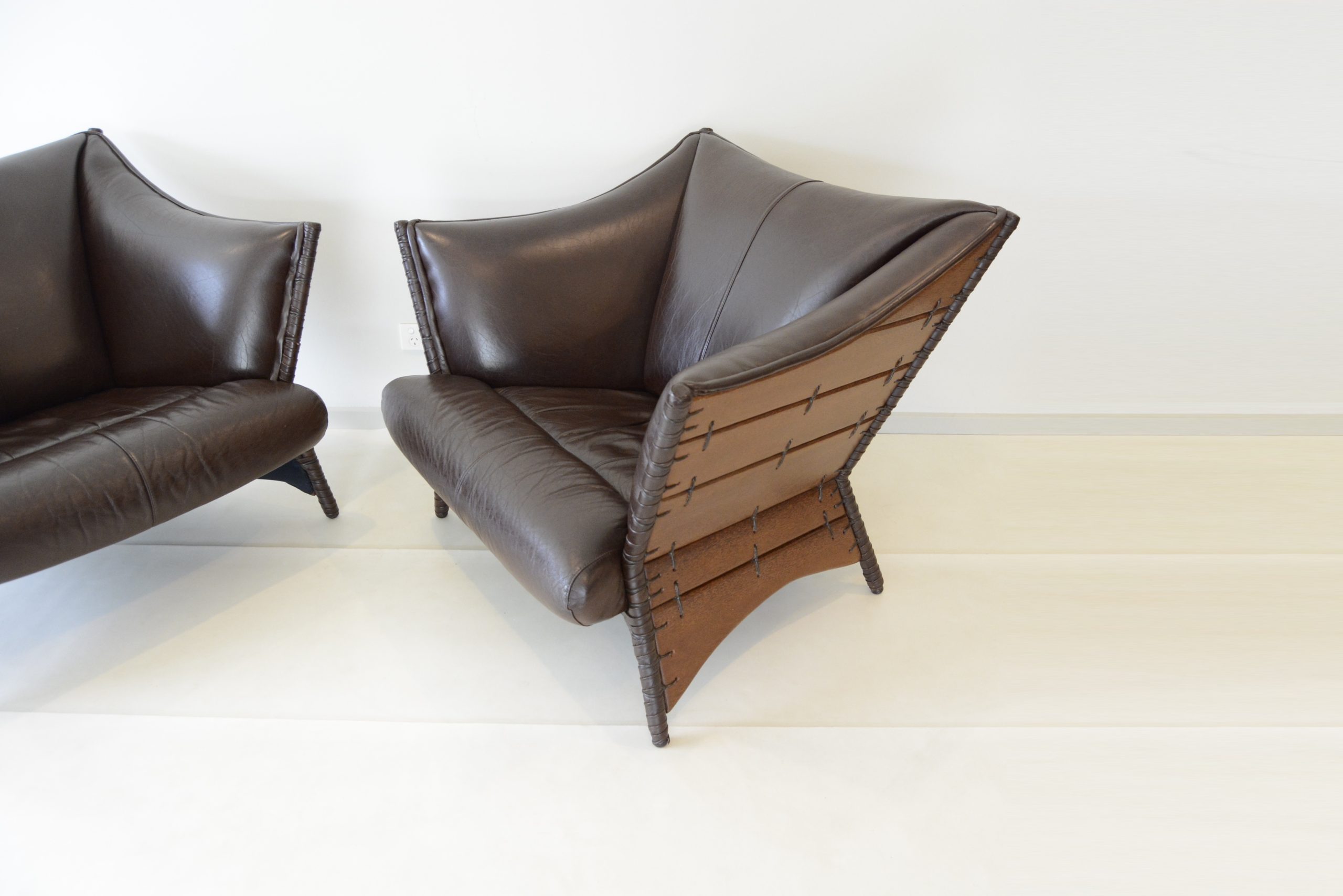 kiribati-pacific-green-designer-furniture-leather-lounge-suite-b-b-italia-era ( (19)