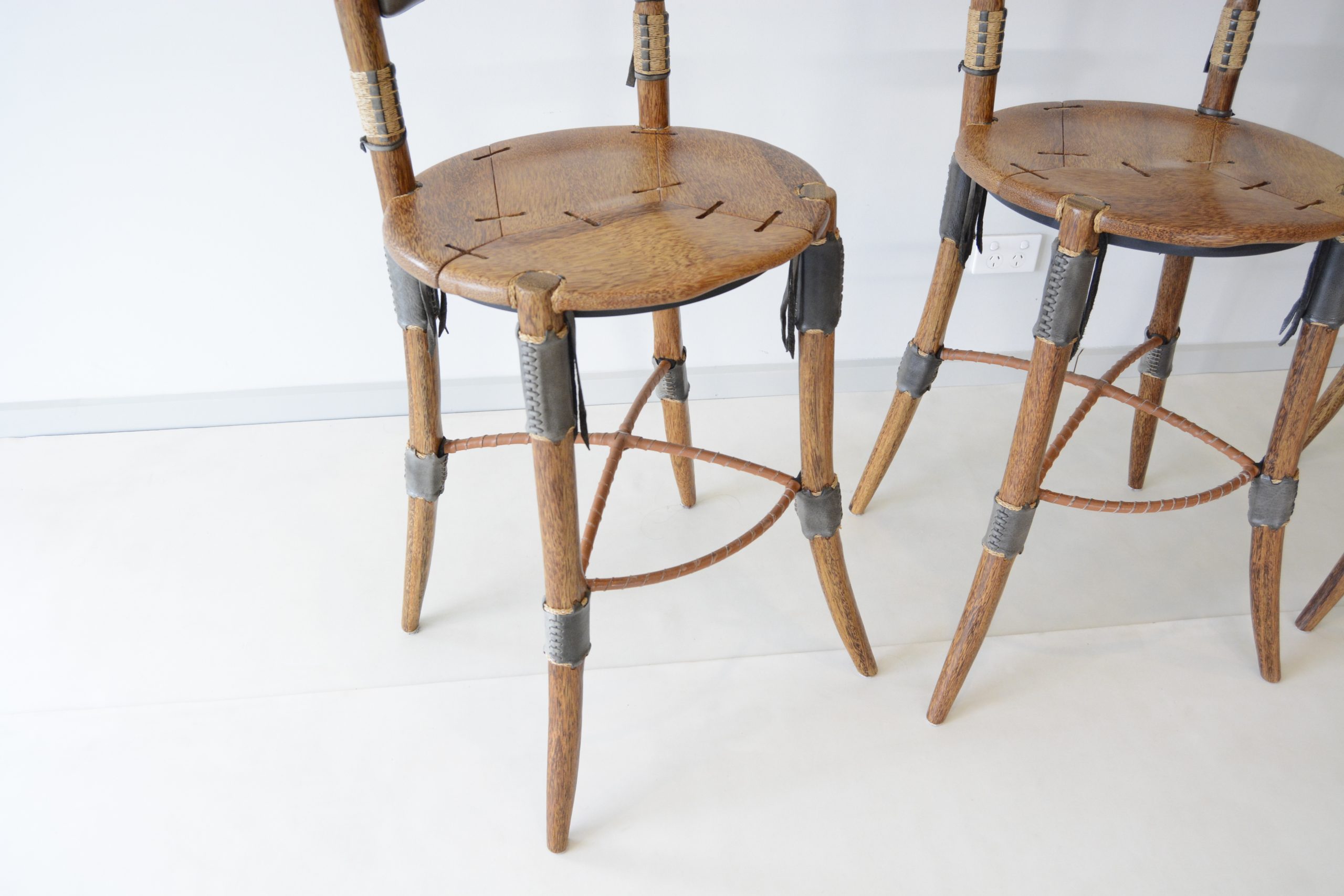 pacific-green-furniture-cook-island-bar-stools-barstools-b-b-italia-era (6)