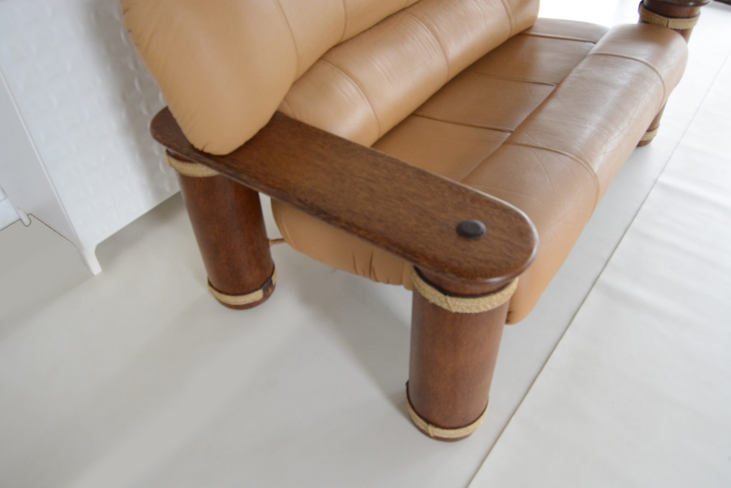 pacific-green-messina-designer-armchairs-1980's-fiji-palmwood-b-b-italia-era (5)