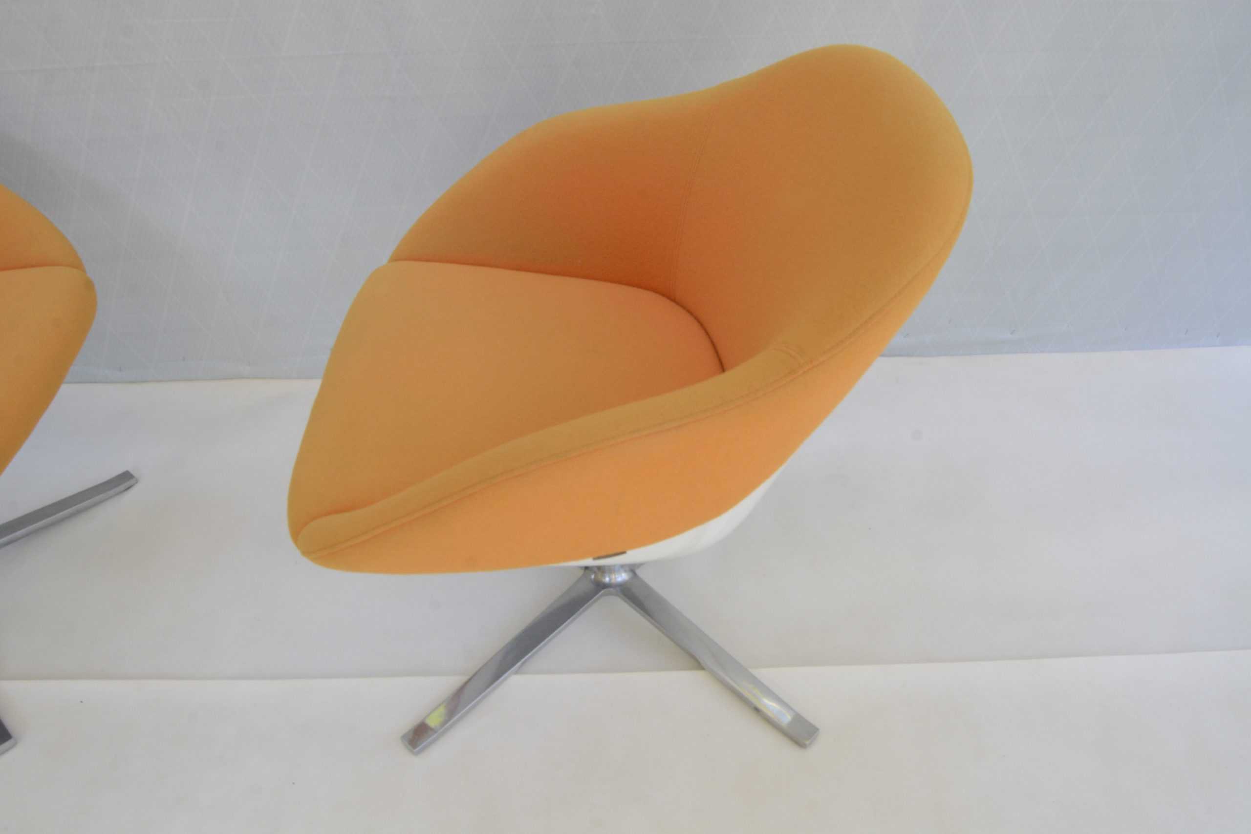 Walter-Knoll-Turtle-Chairs-Designer-Furniture-Swivel-Eames-era (8)