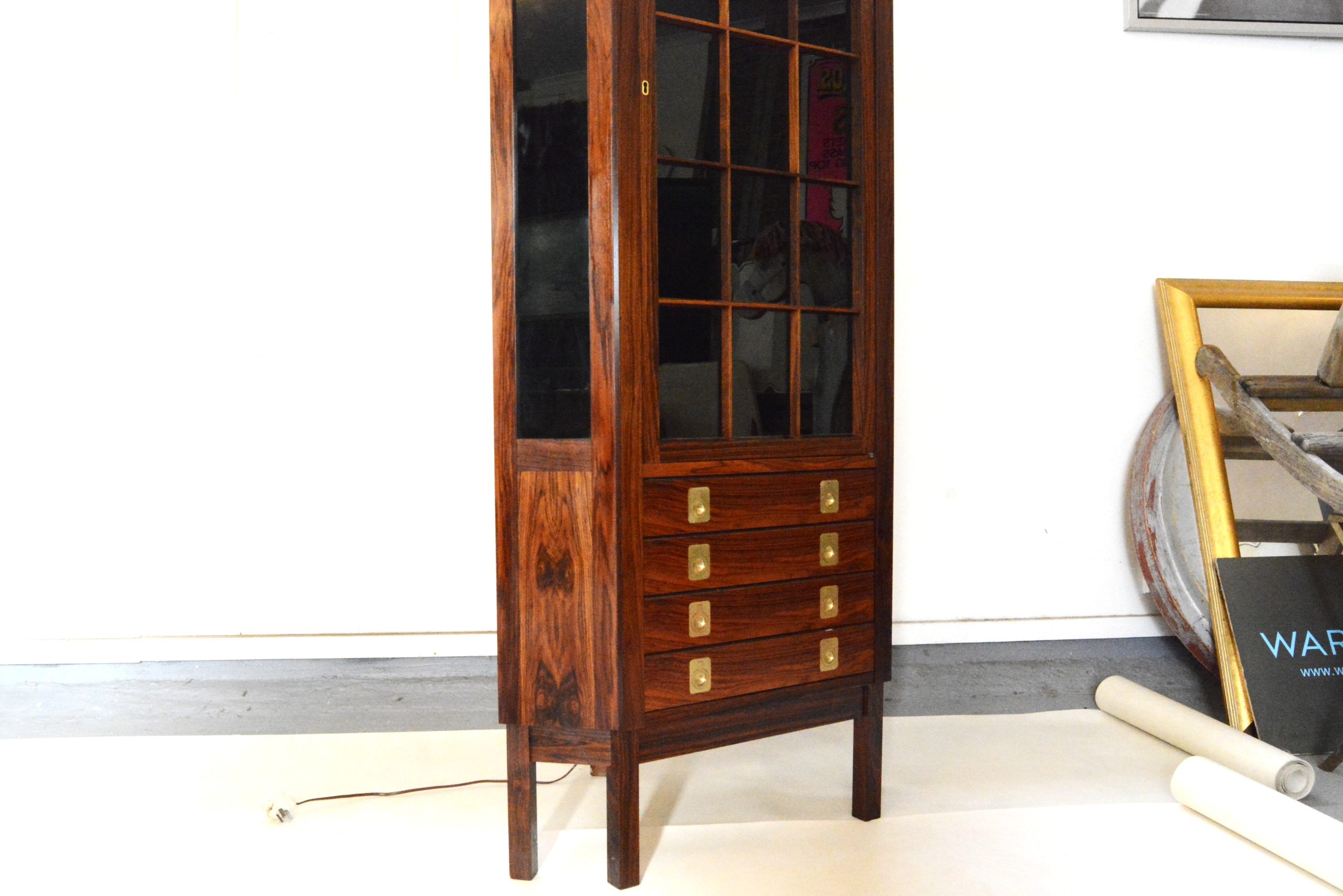 danish-rosewood-corner-unit-cabinet-bookshelf-display-pallisander-vintage-drawers (7)