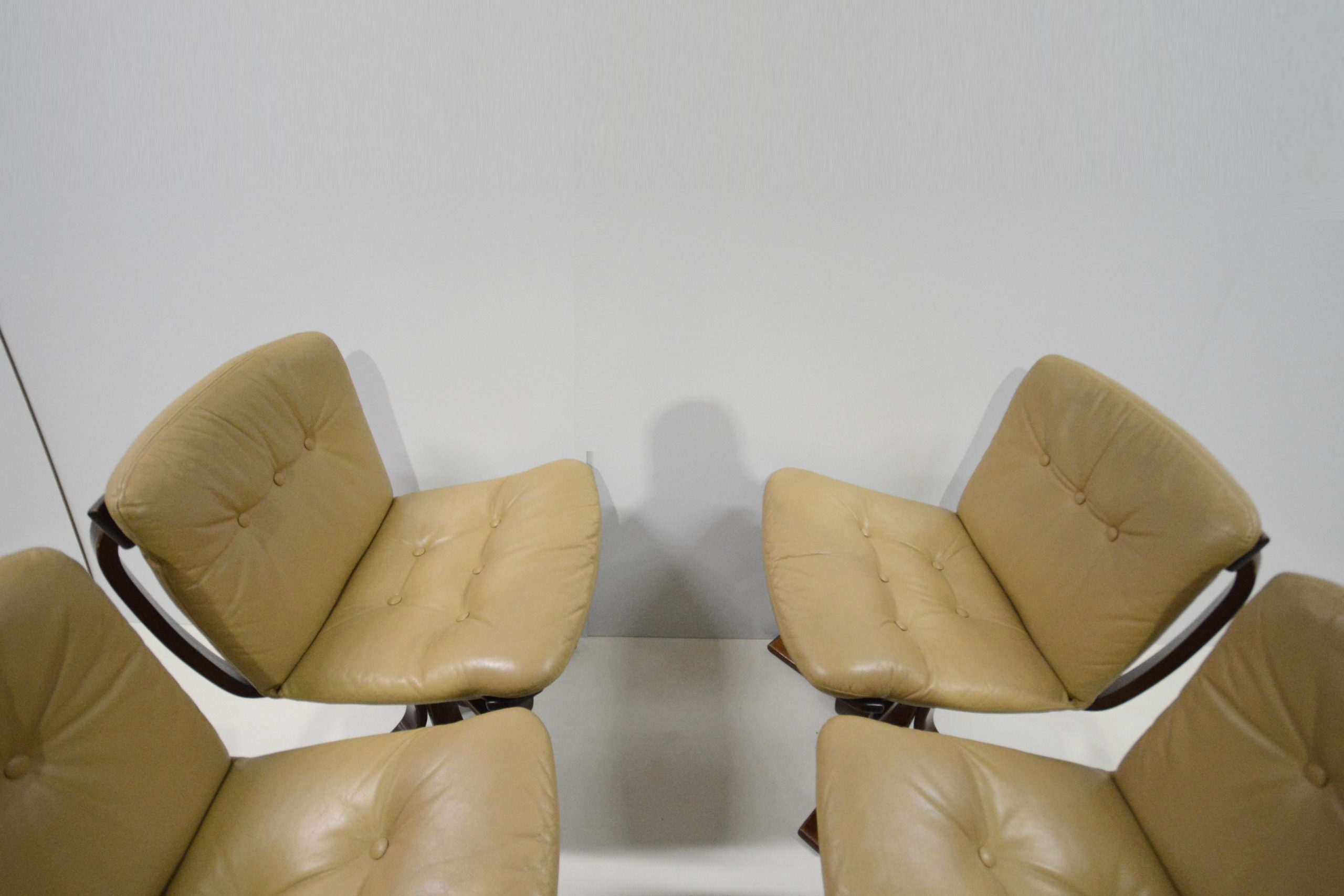 8-joe-rufenacht-dining-chairs-danish-tessa-era-australian-made (5)