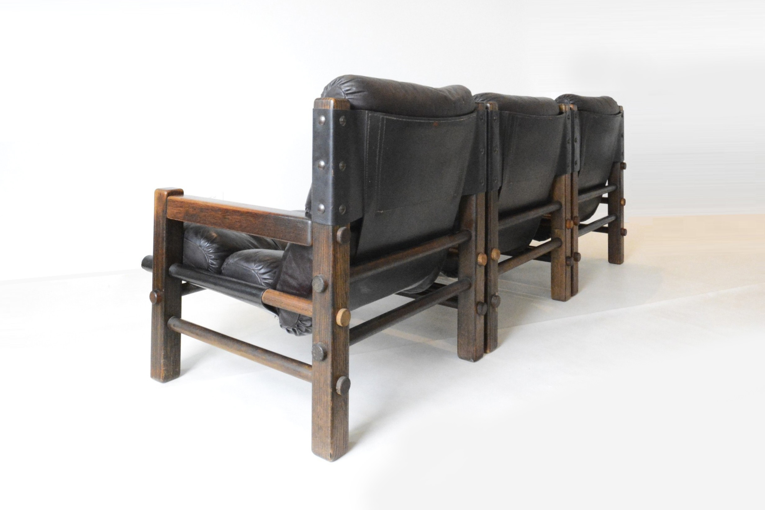 _archibald-nore-norman-vintage-leather-lounge-suite-sofa-chairs-tessa-era (10)
