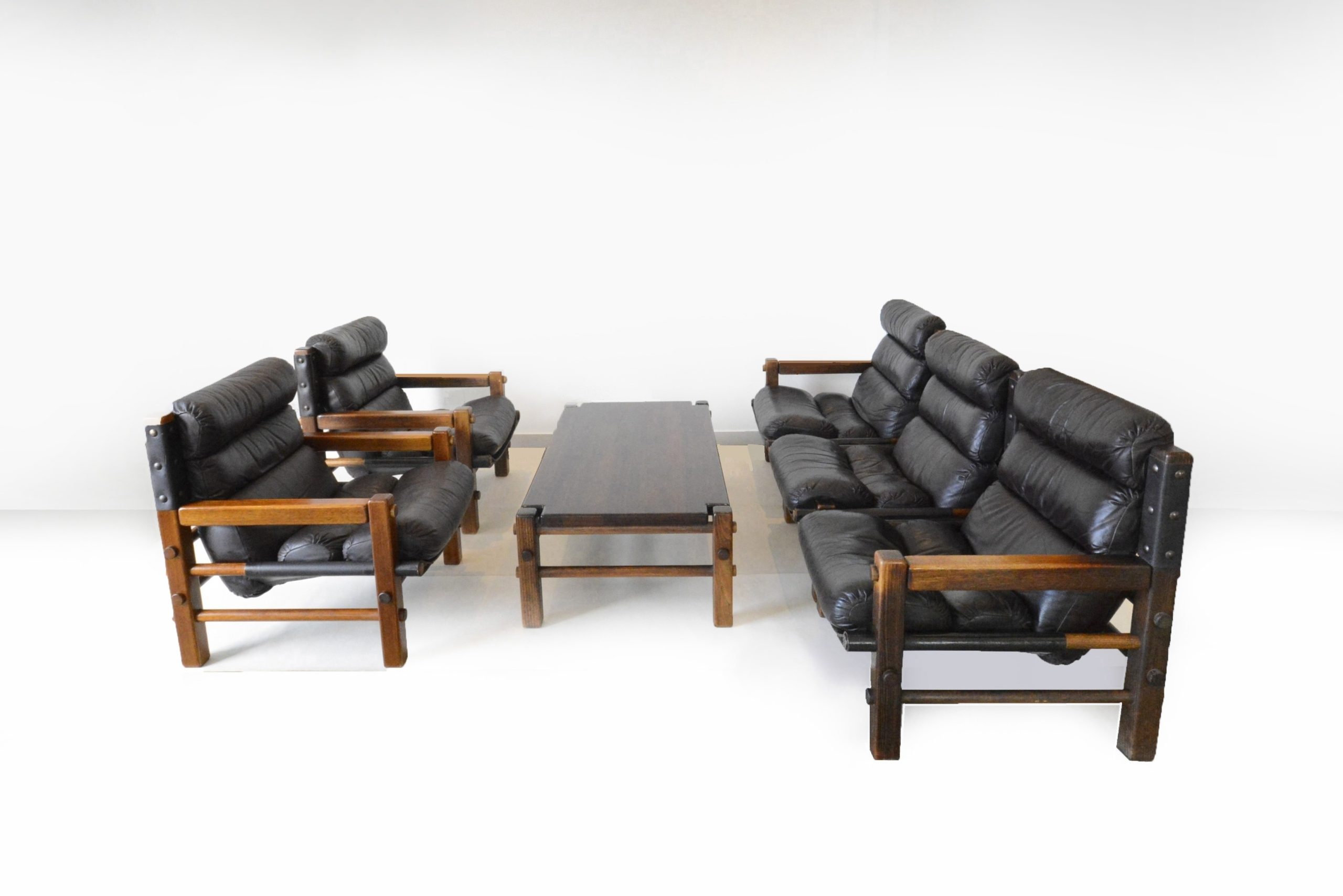 _archibald-nore-norman-vintage-leather-lounge-suite-sofa-chairs-tessa-era (5)