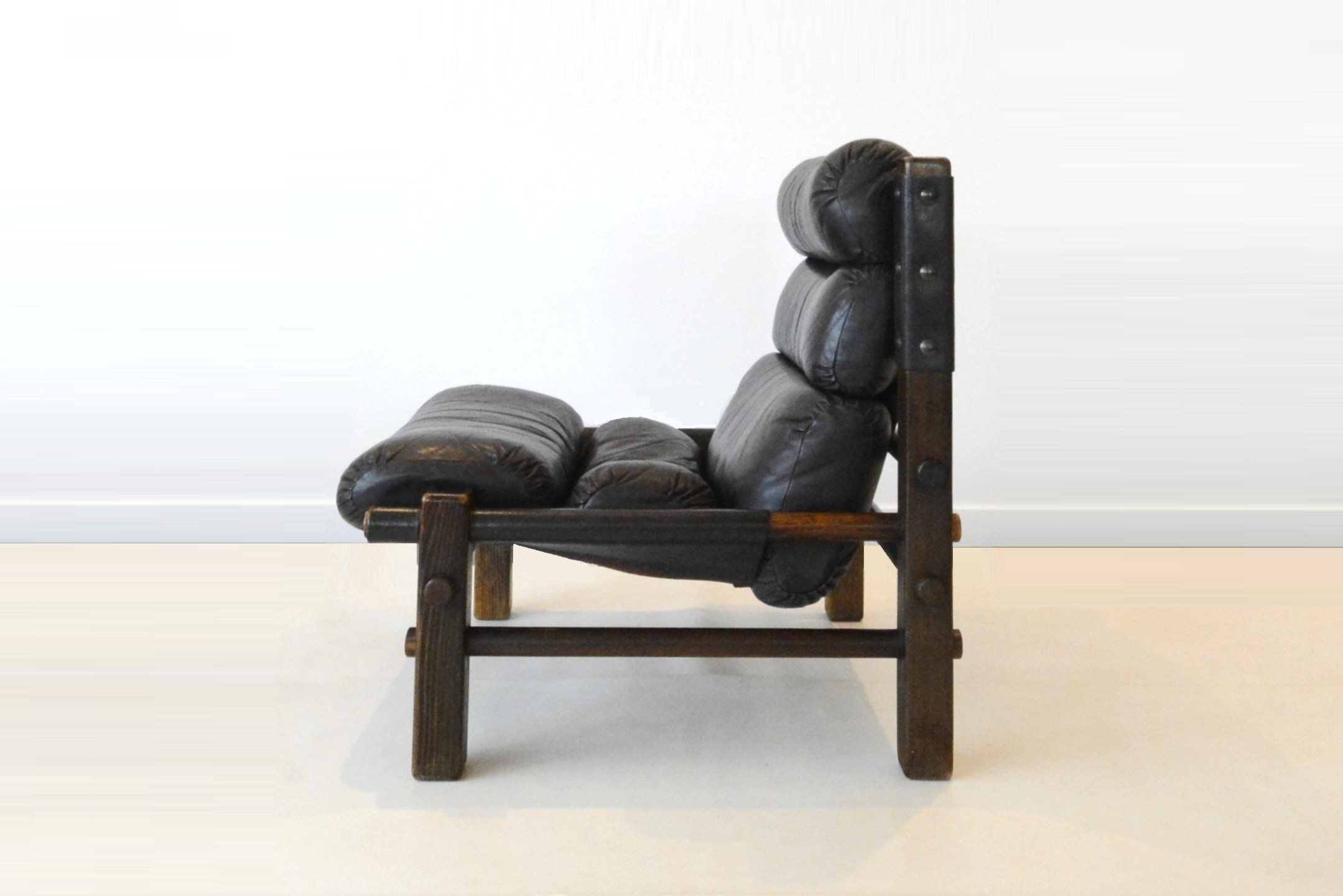 _archibald-nore-norman-vintage-leather-lounge-suite-sofa-chairs-tessa-era (7)