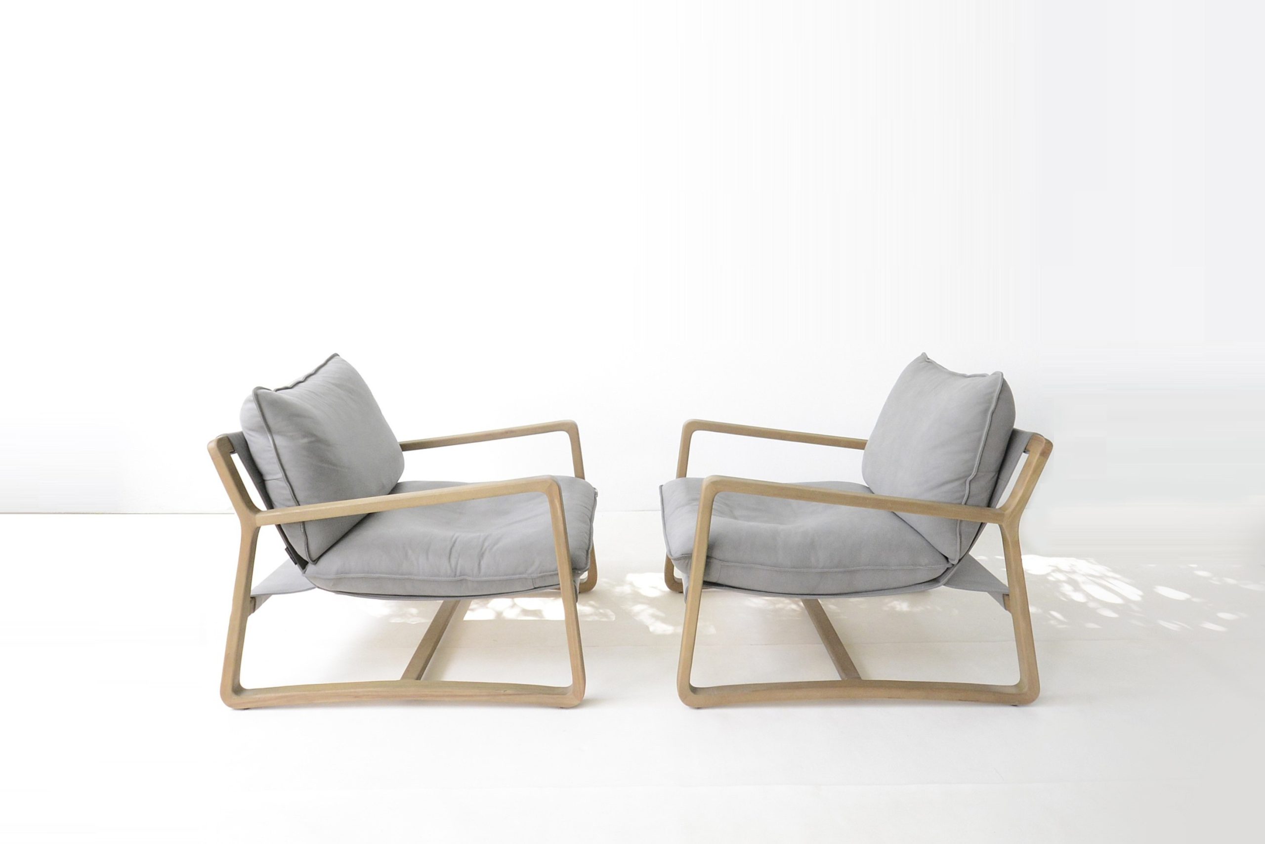 bungalow-lounge-chairs-coco-republic-designer-danish-style-leather (1)