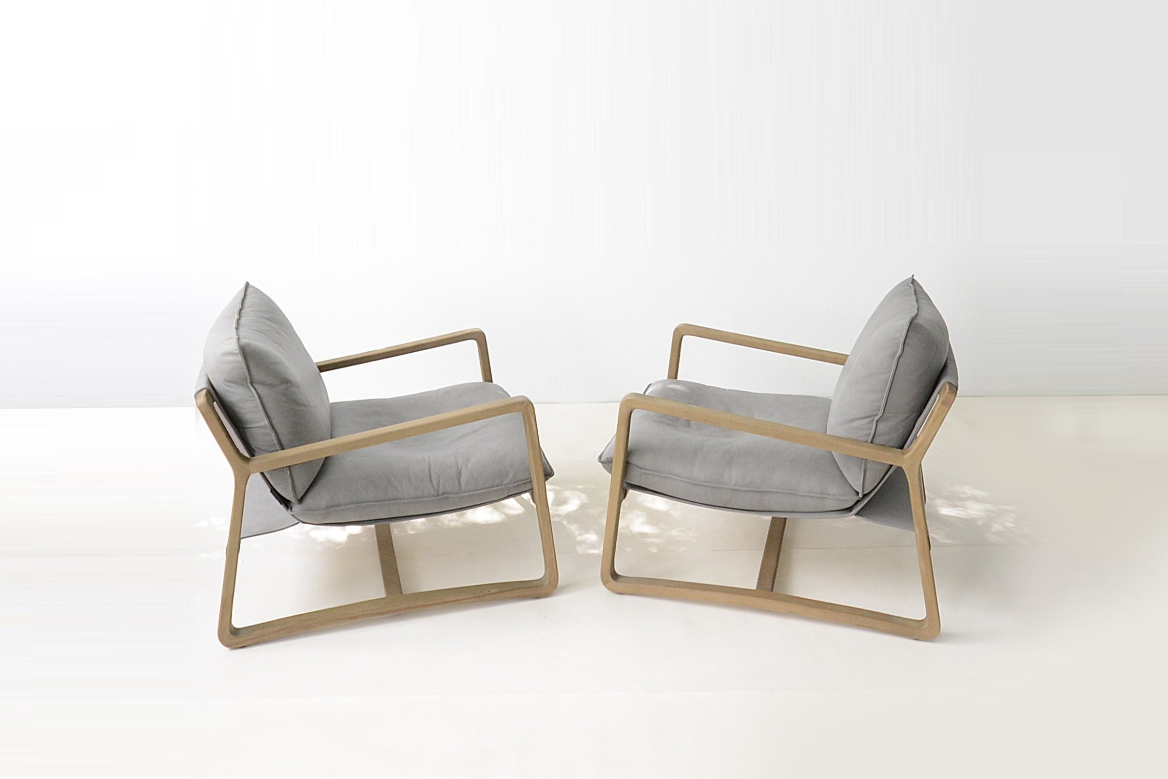 bungalow-lounge-chairs-coco-republic-designer-danish-style-leather (4)