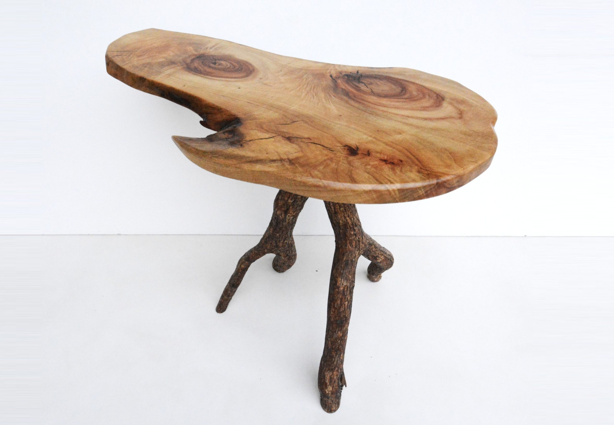 camphor-laurel-hall-table-computer-desk-designer-timber-furniture (2)