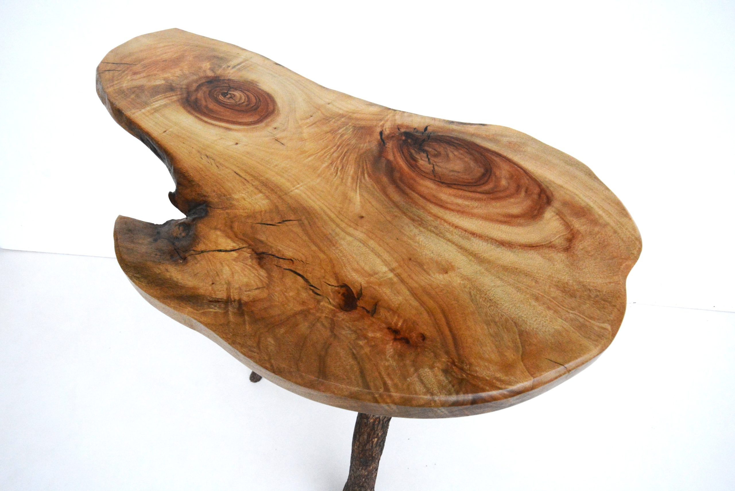 camphor-laurel-hall-table-computer-desk-designer-timber-furniture (9)