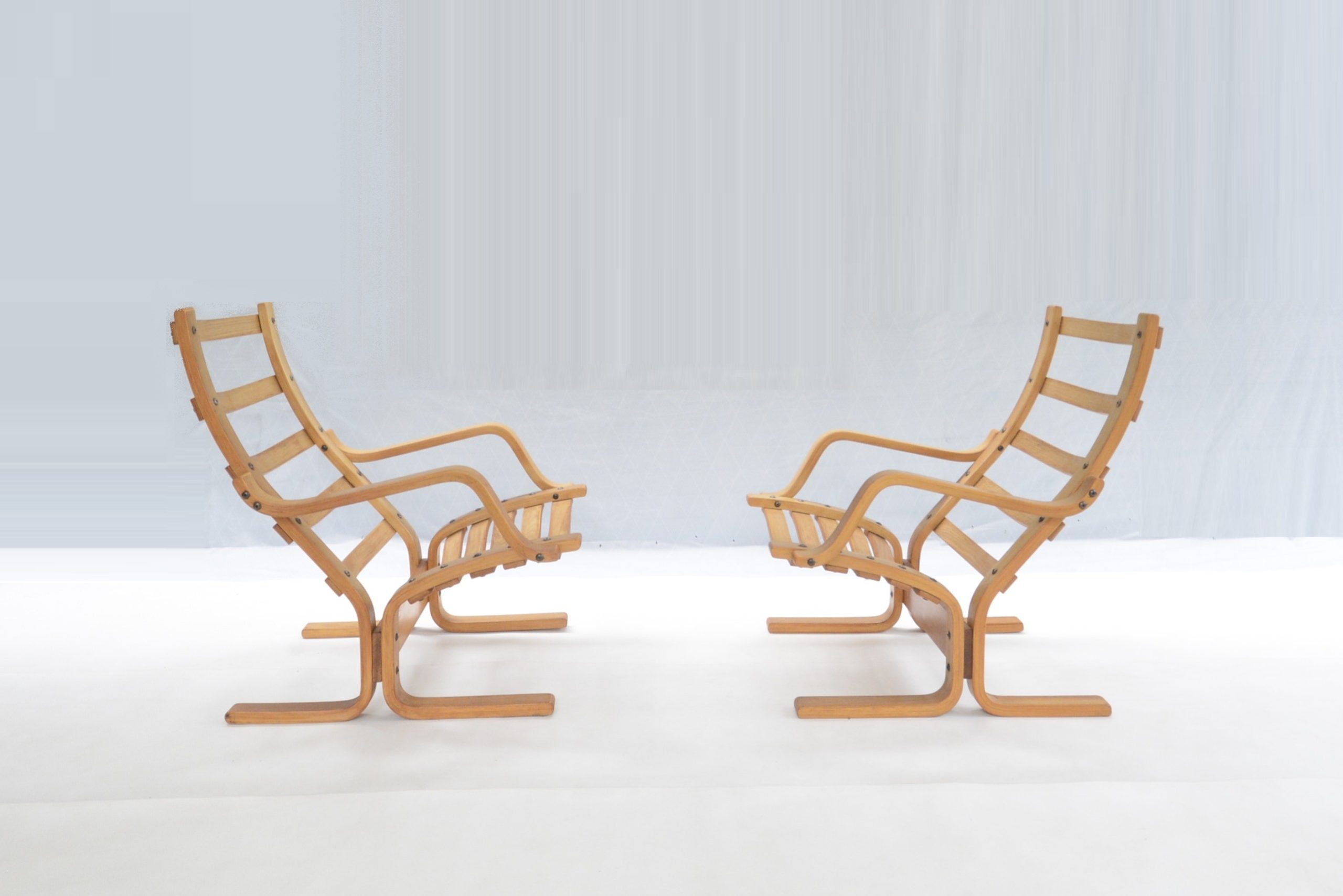danish-deluxe-pair-easy-chairs-westnofa-tessa-era-vintage-lounge-armchairs (4)