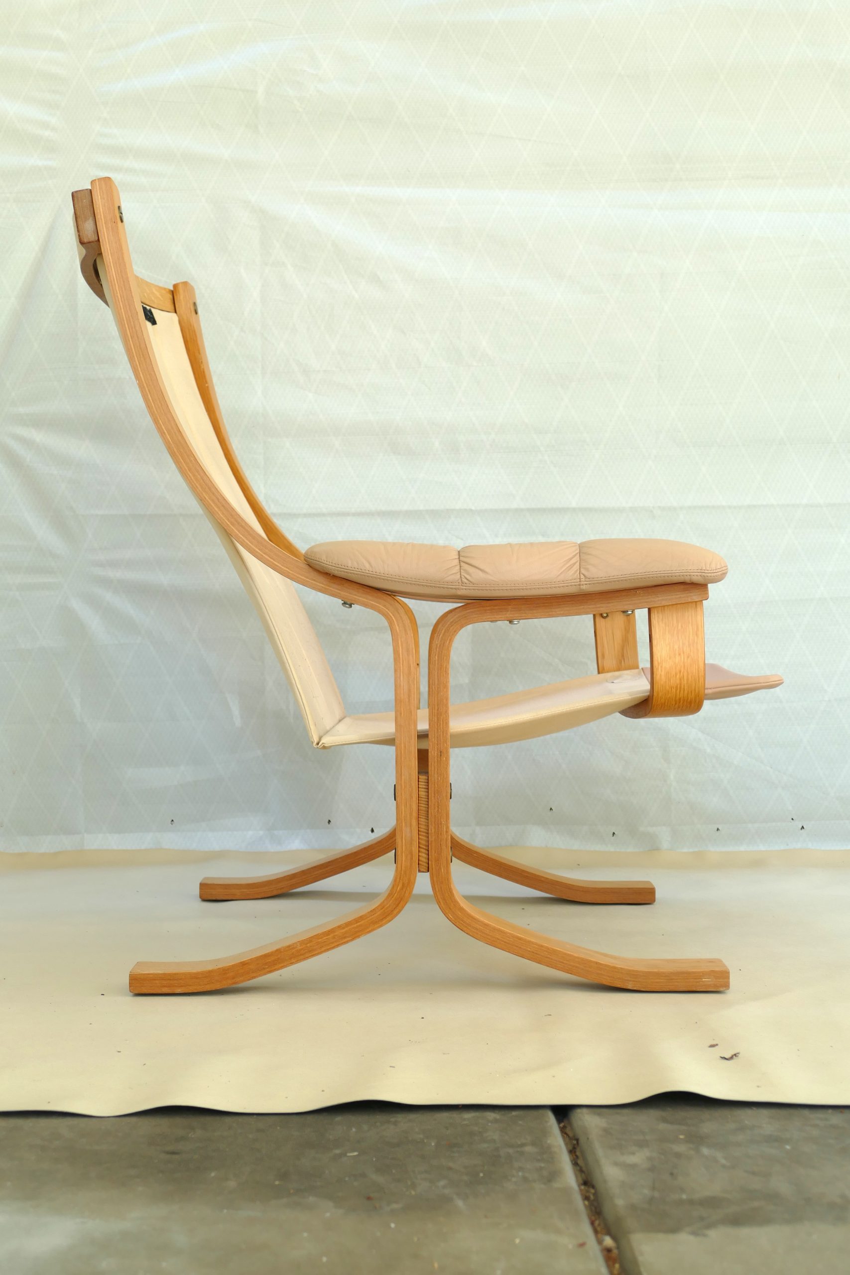 danish-deluxe-vintage-leather-lounge-chair-footstool-retro-westnofa-era (11)