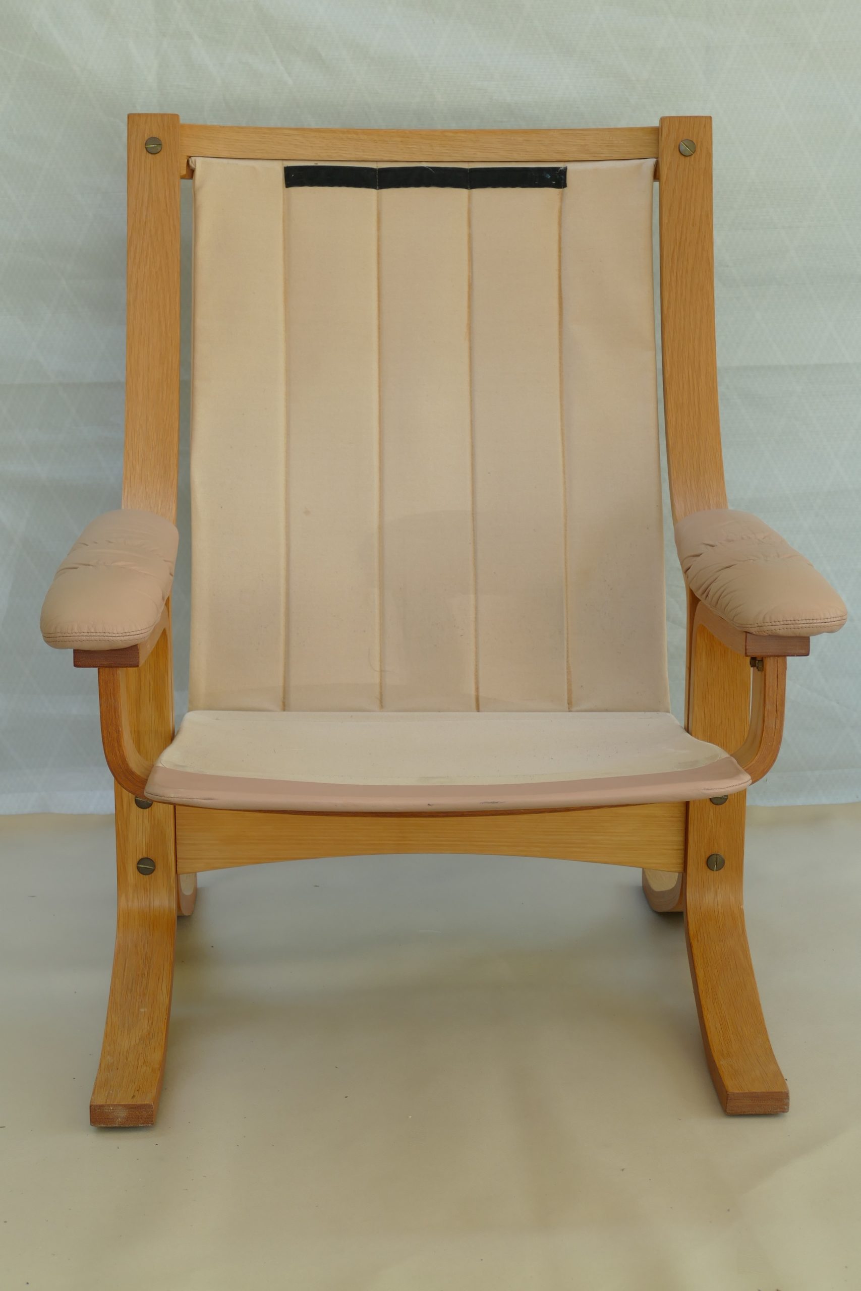 danish-deluxe-vintage-leather-lounge-chair-footstool-retro-westnofa-era (8)