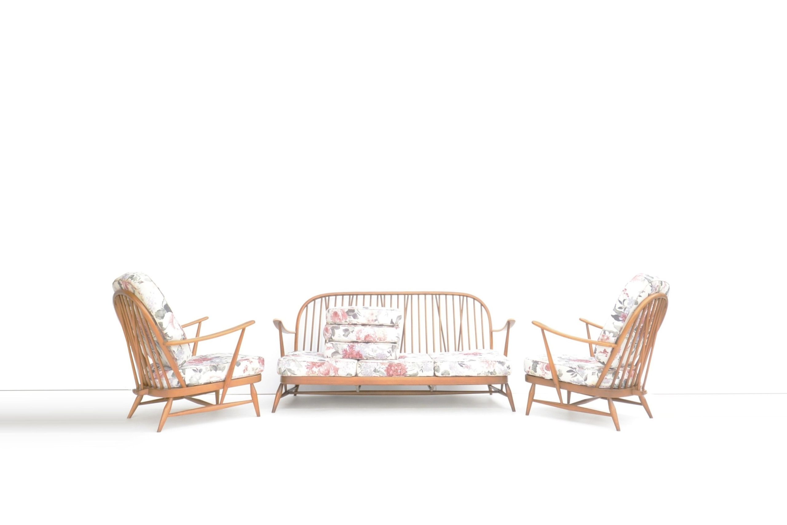 ercol-windsor-lounge-suite-vintage-retro-lounge-chairs-sofa-danish-parker-era (2)