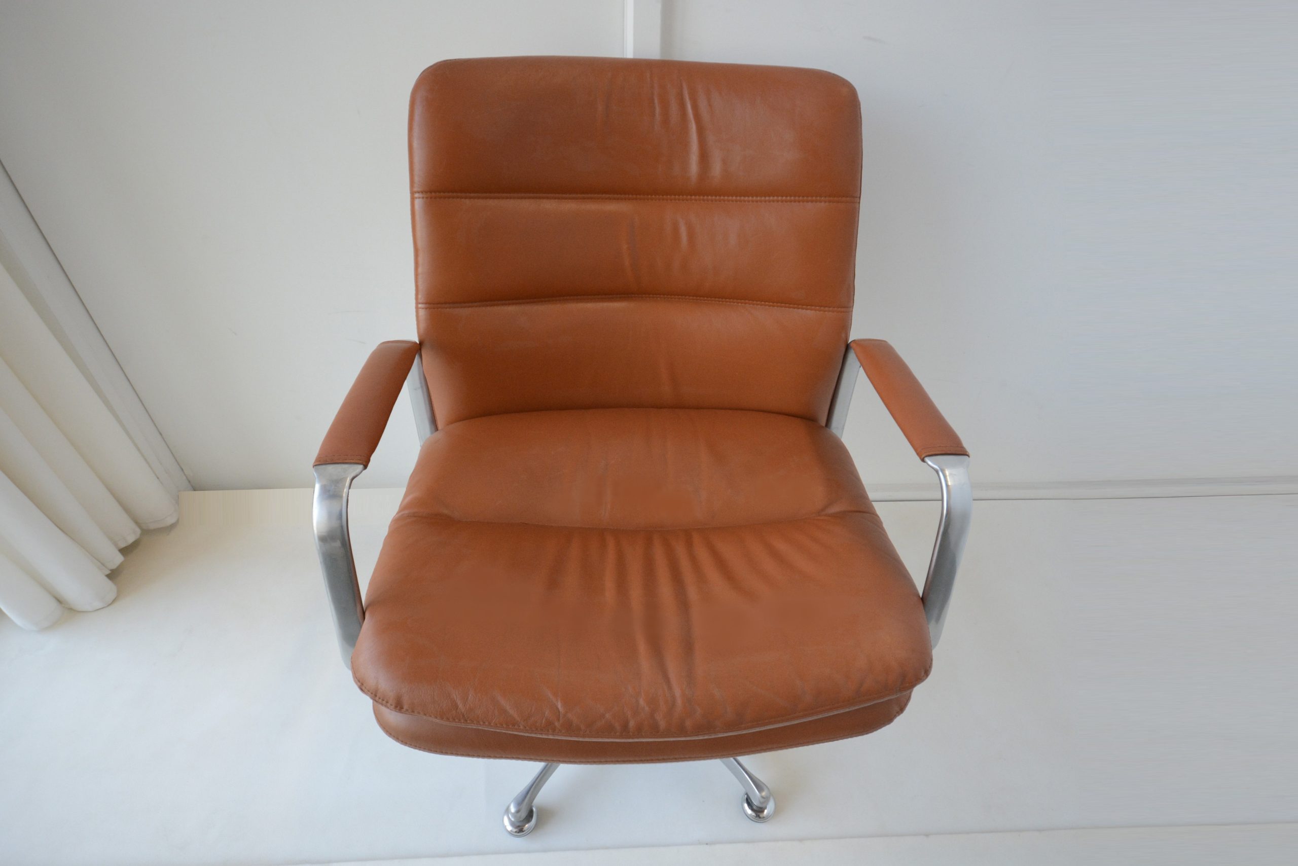 framac-designer-vintage-office-swivel-chair-eames-aluminium-group (10)