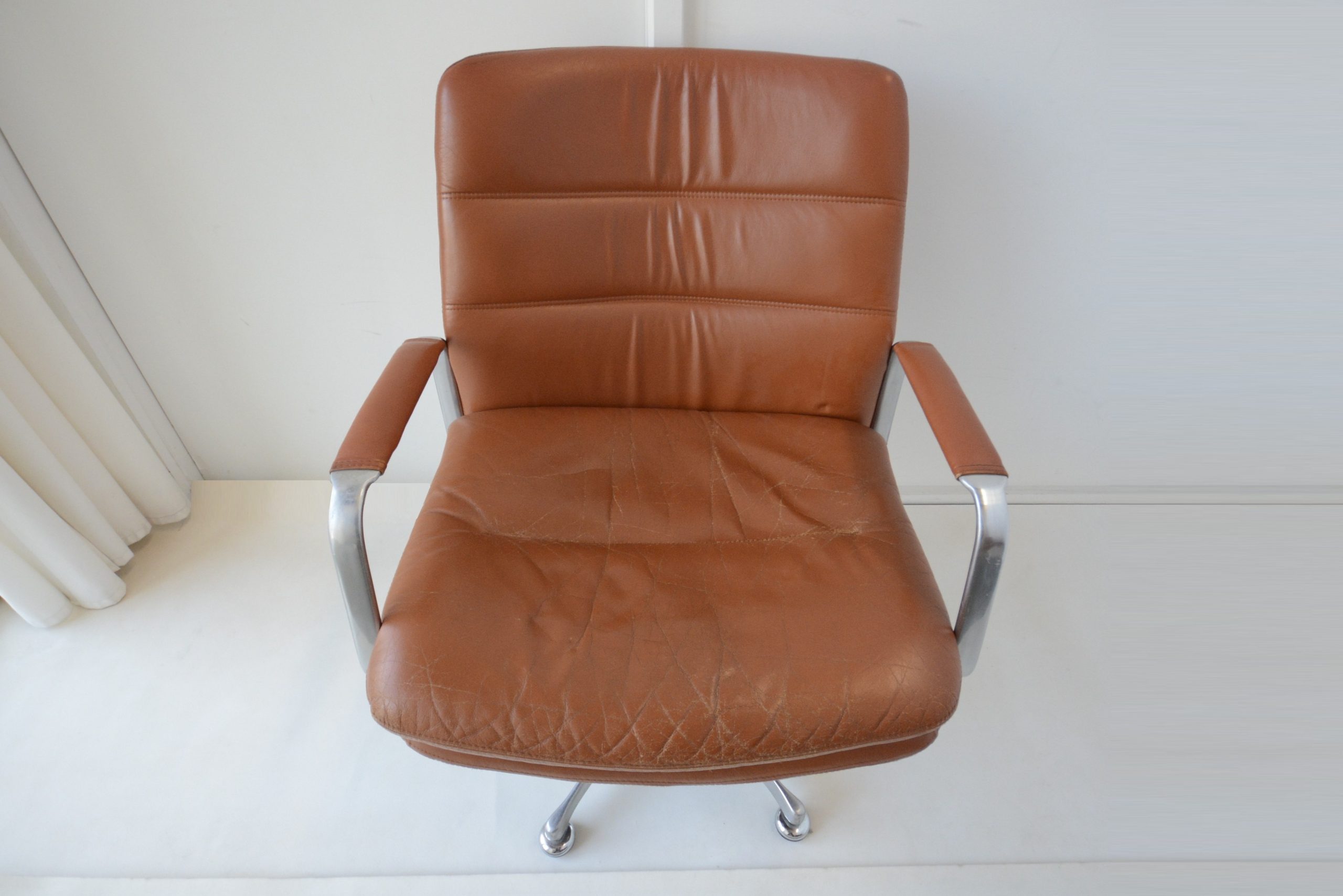 framac-designer-vintage-office-swivel-chair-eames-aluminium-group (14)