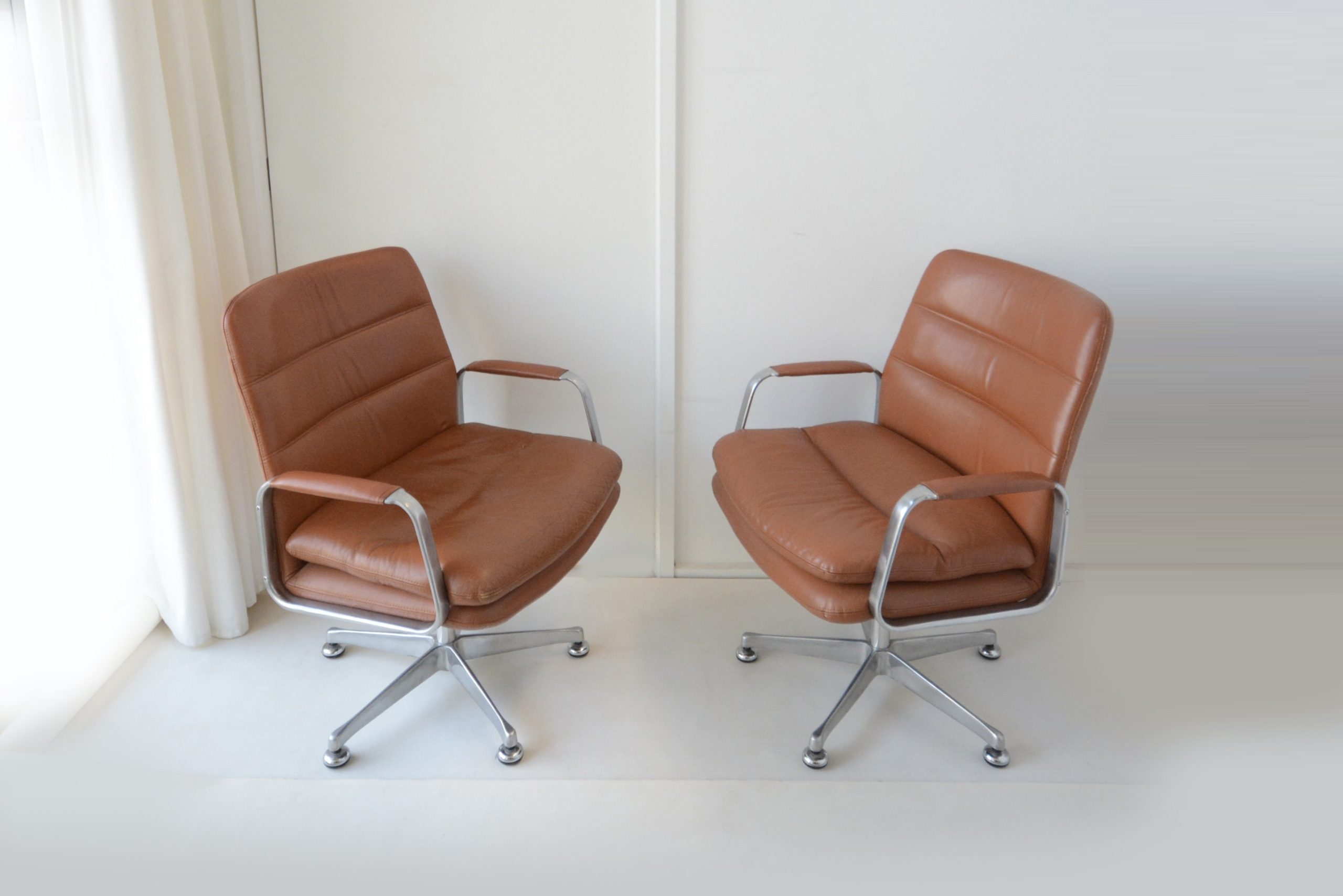 framac-designer-vintage-office-swivel-chair-eames-aluminium-group (3)