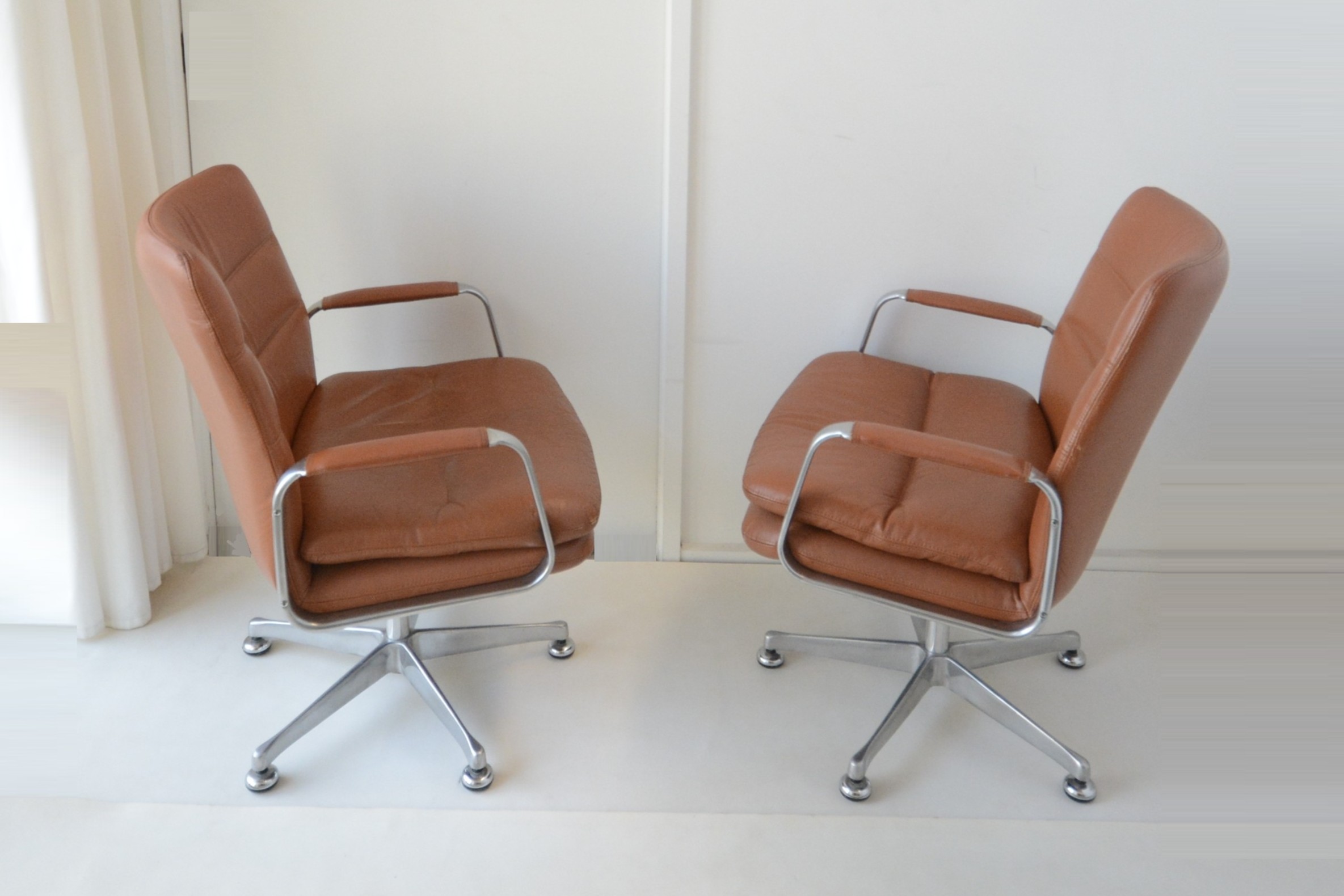 framac-designer-vintage-office-swivel-chair-eames-aluminium-group (7)