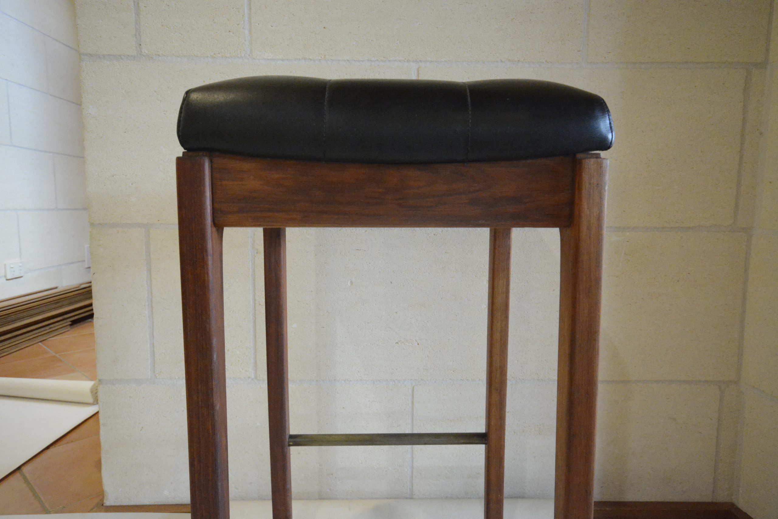 module-australia-gerald-easden-easeden-bar-stools-vintage (16)